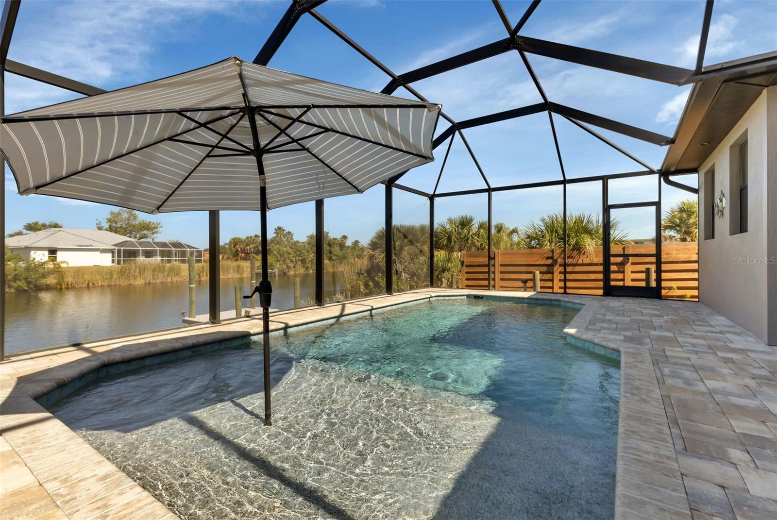 Image 4 of 65 For 15142 Altura Road