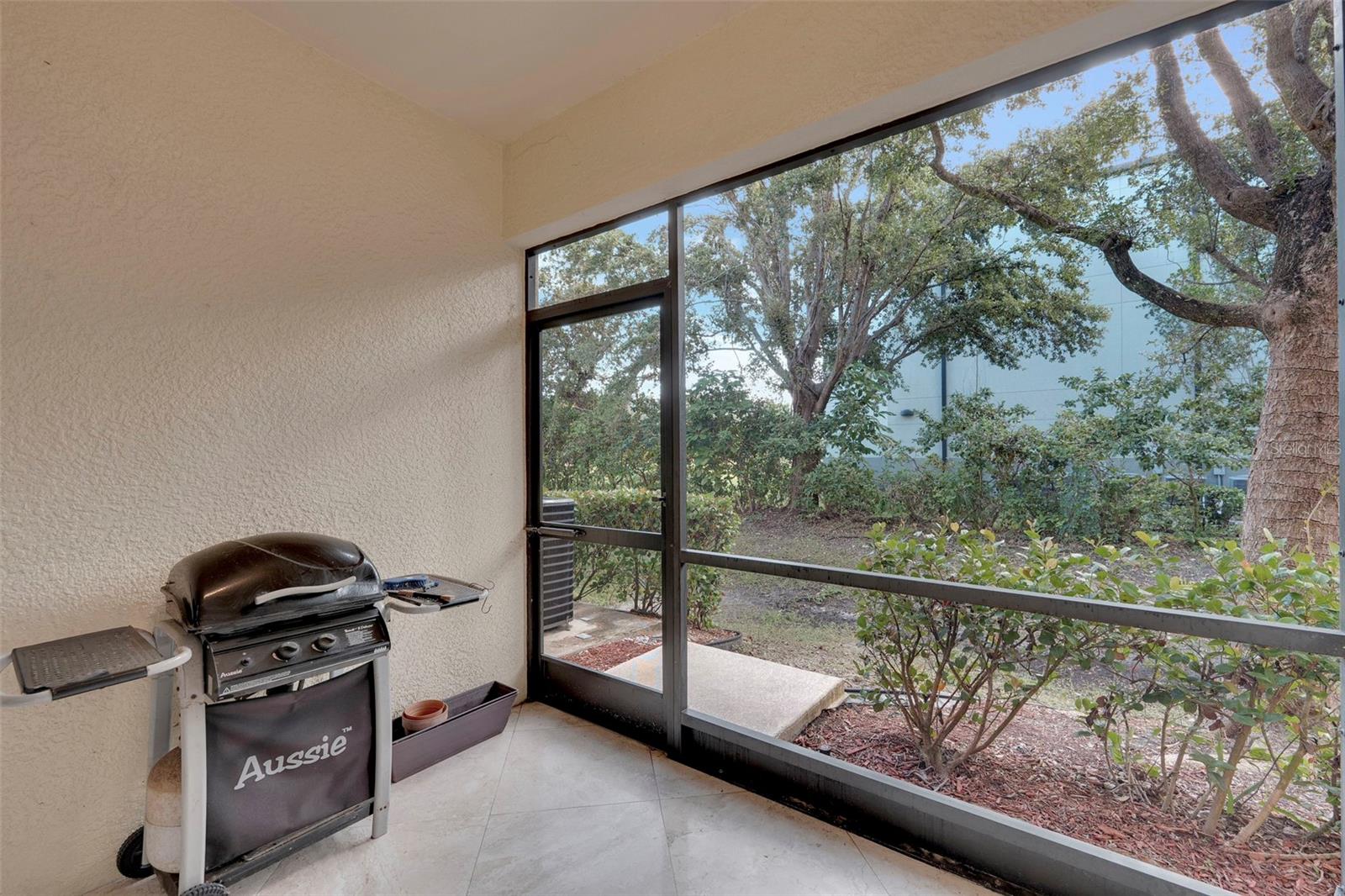 Image 28 of 38 For 4371 Lazio Way 707