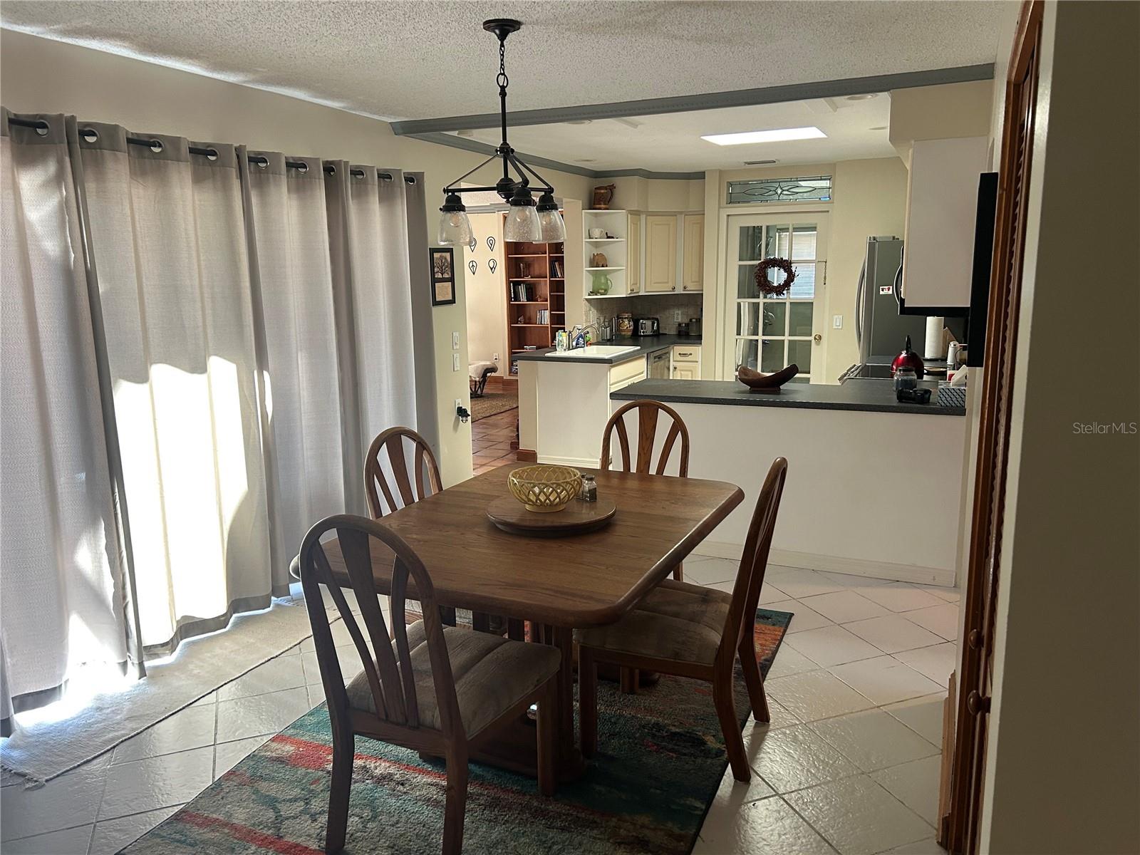 Image 12 of 16 For 3472 Como Street