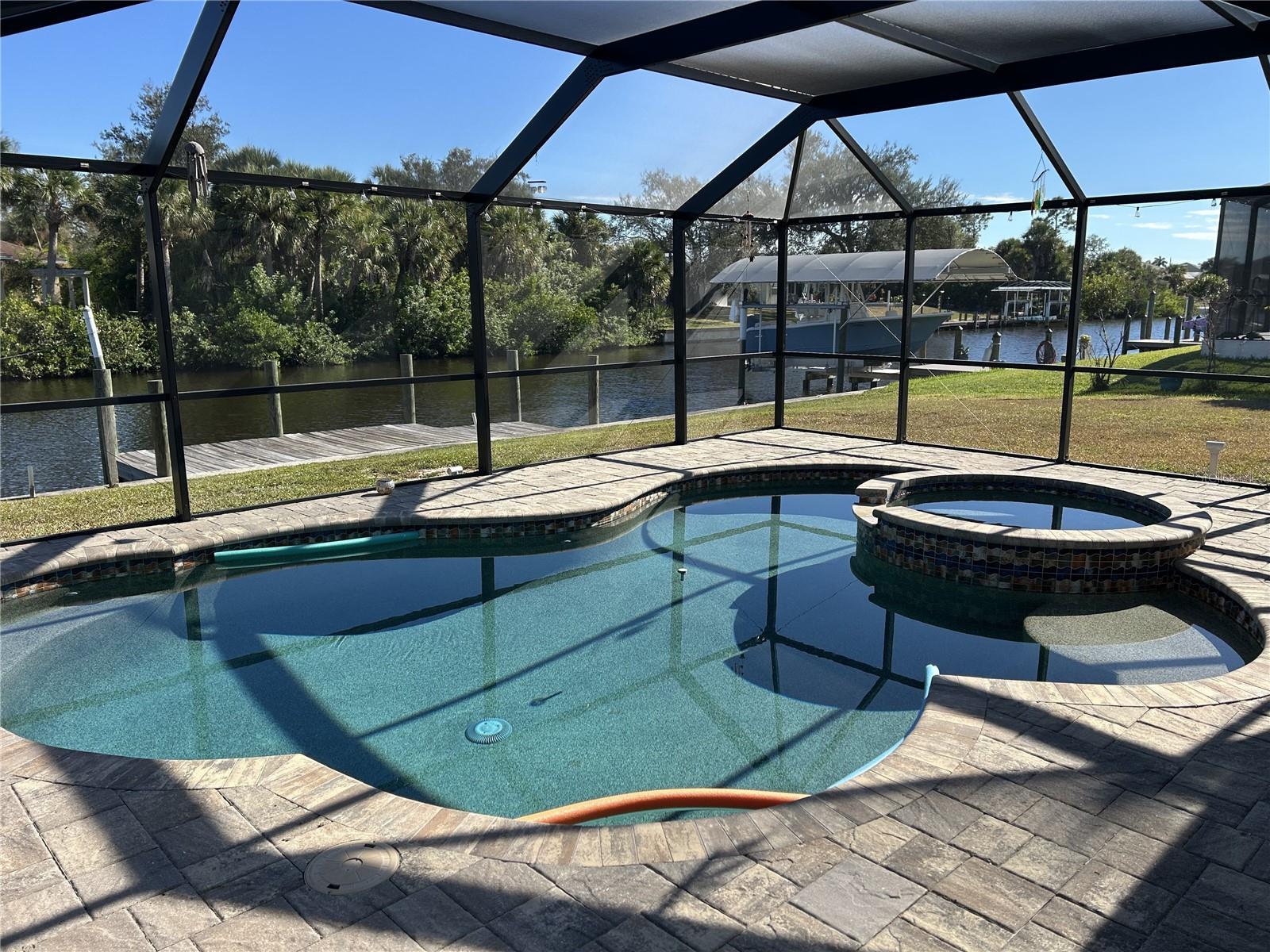 Image 3 of 16 For 3472 Como Street