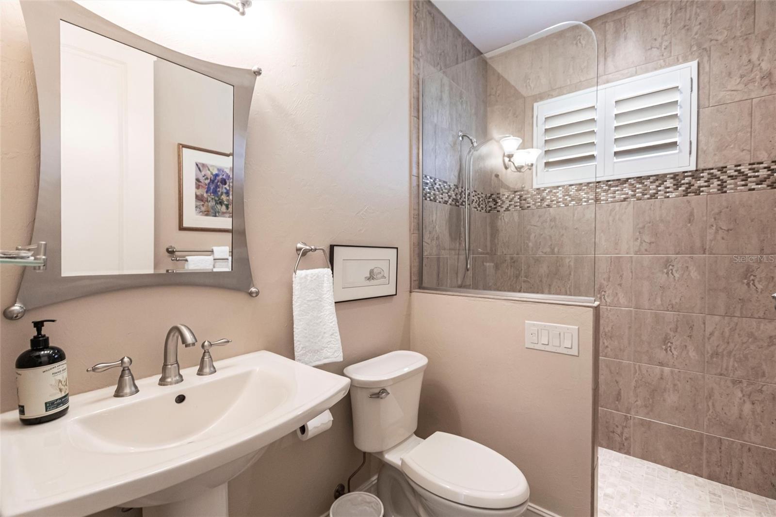 Image 29 of 57 For 24067 Bundy Court