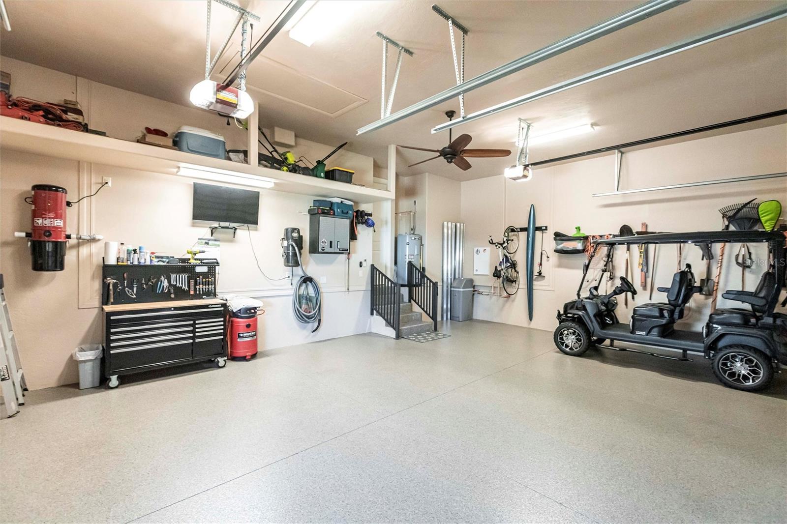 Image 35 of 57 For 24067 Bundy Court