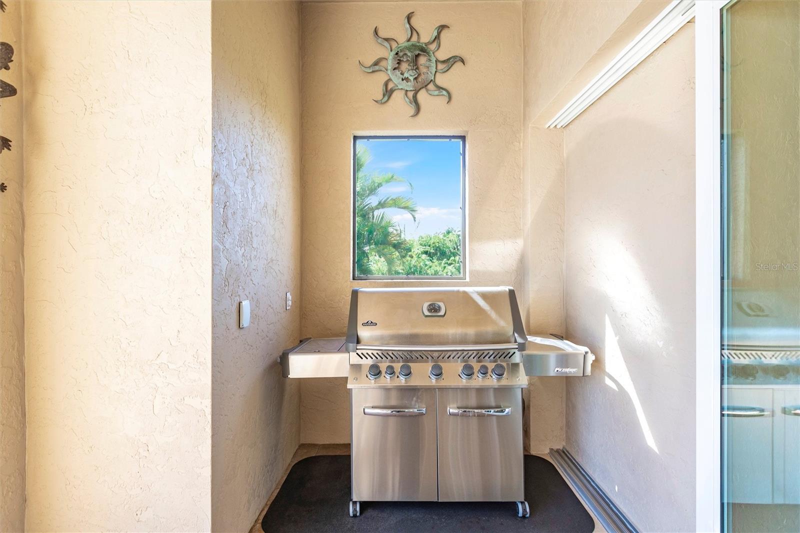 Image 39 of 57 For 24067 Bundy Court