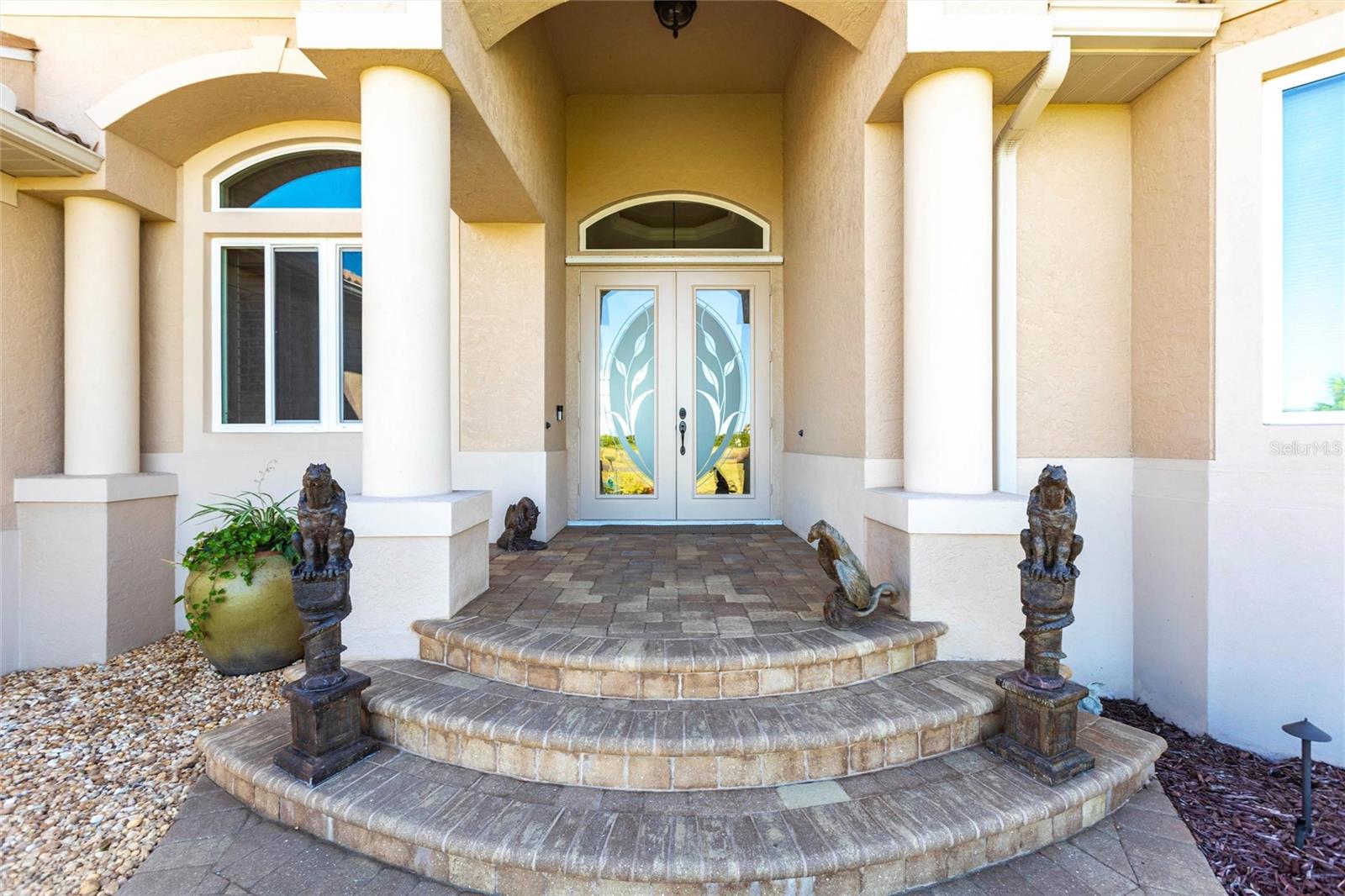 Image 4 of 57 For 24067 Bundy Court