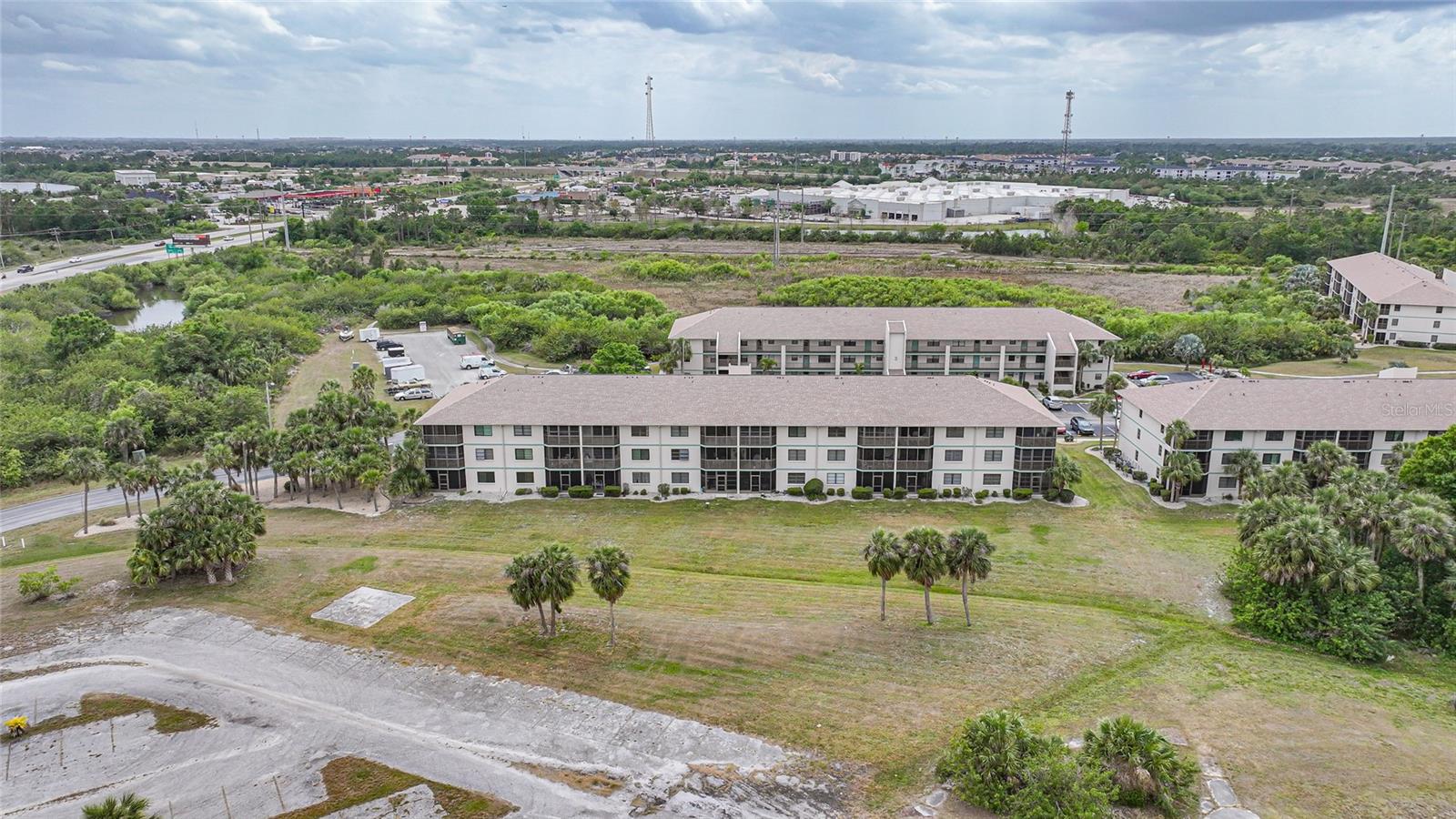 Image 41 of 41 For 175 Kings Highway 226