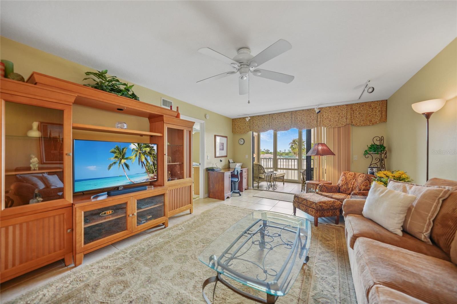 Image 8 of 41 For 175 Kings Highway 226