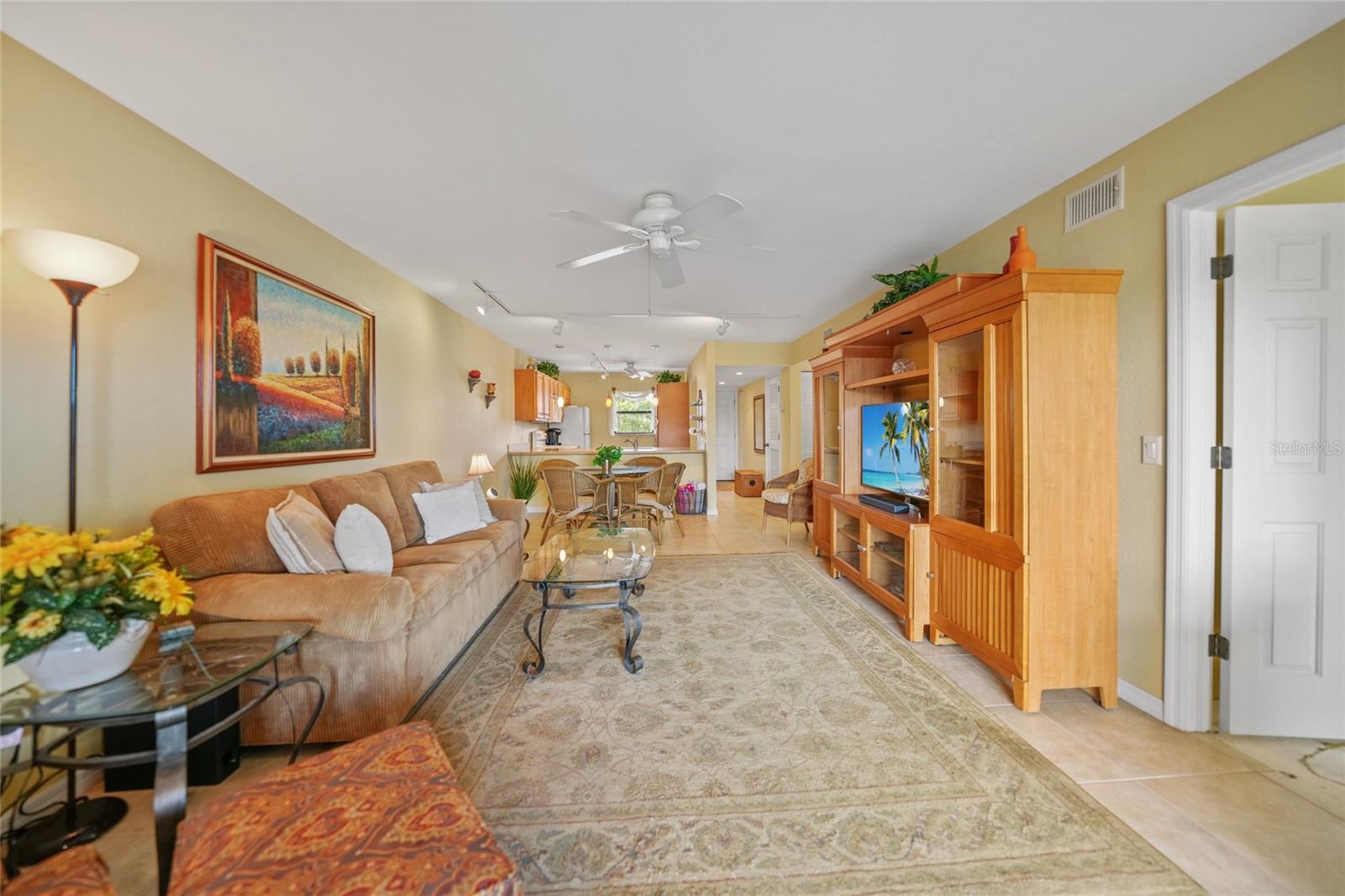 Image 9 of 41 For 175 Kings Highway 226