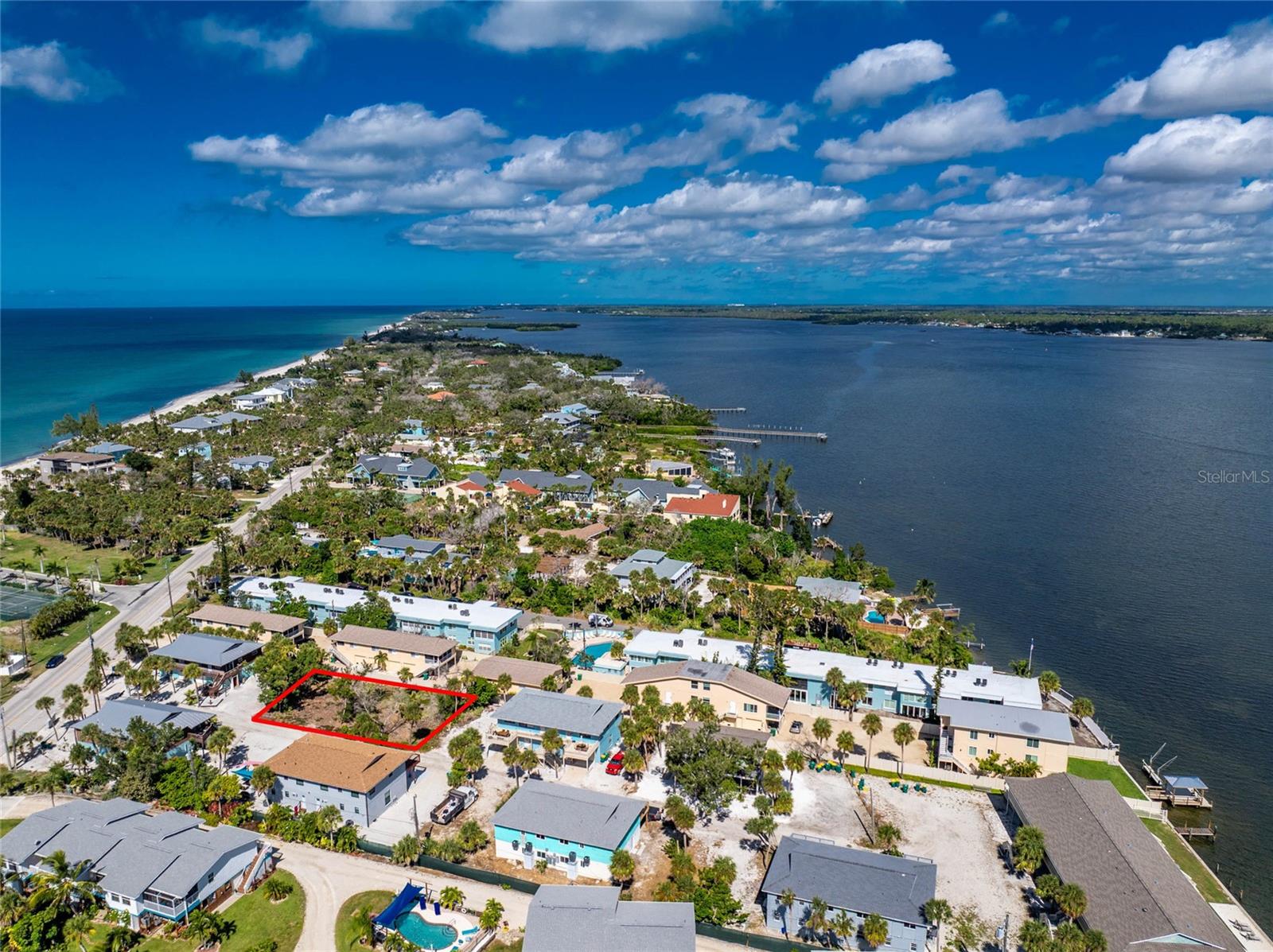 Image 18 of 25 For 5047 Beach Road