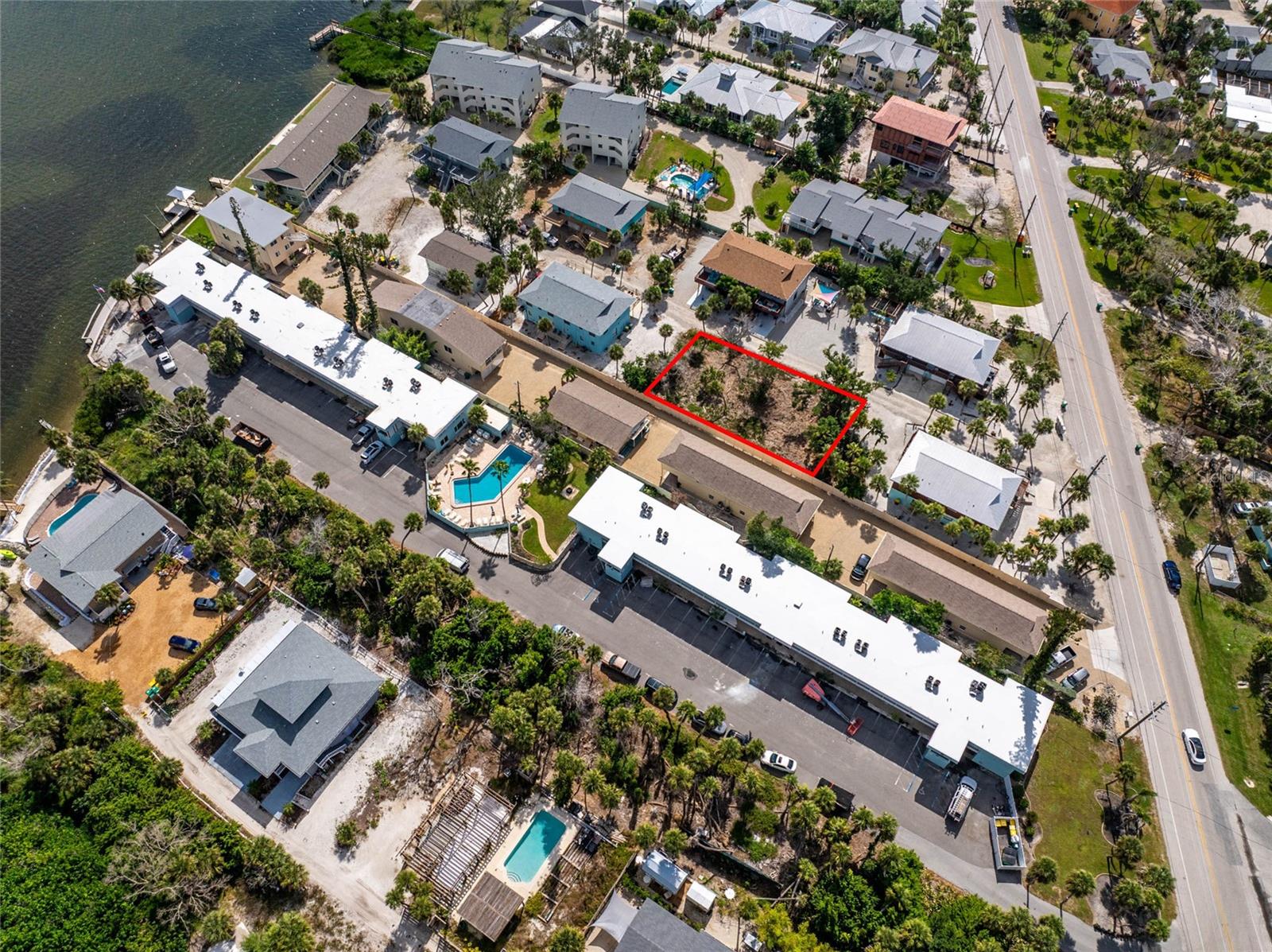 Image 20 of 25 For 5047 Beach Road