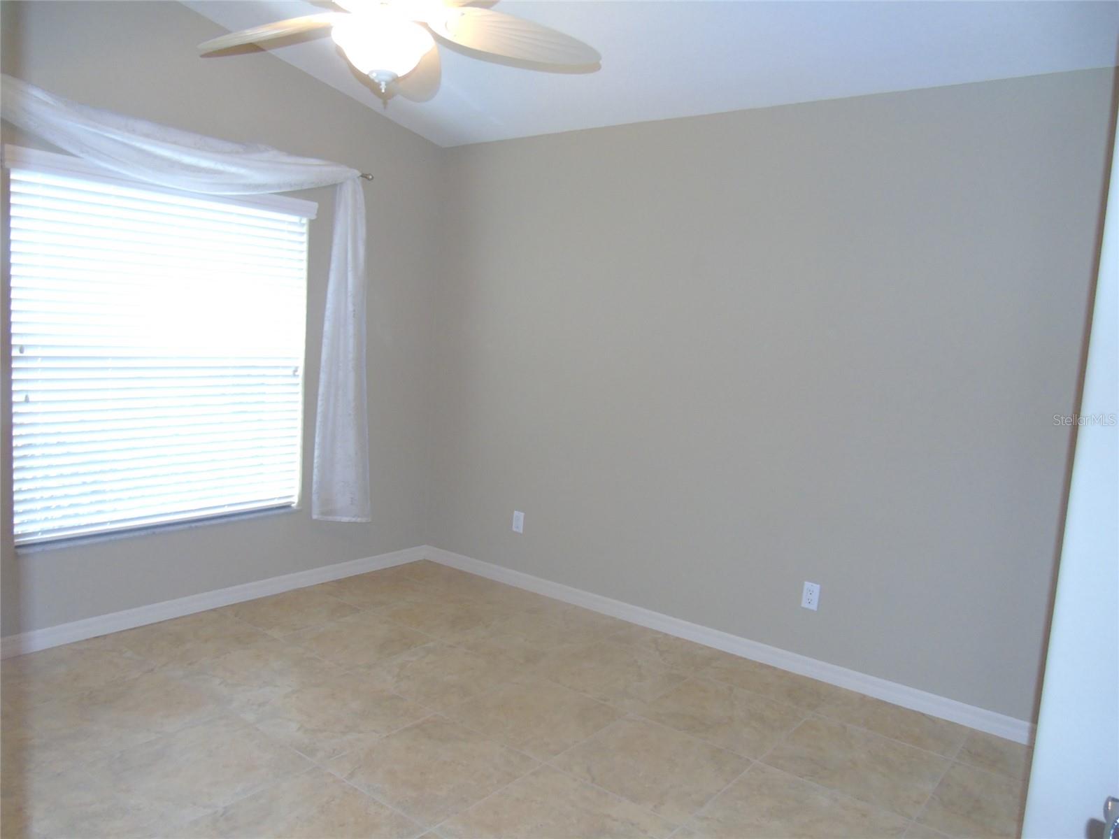 Image 19 of 52 For 3725 Albacete Circle 90