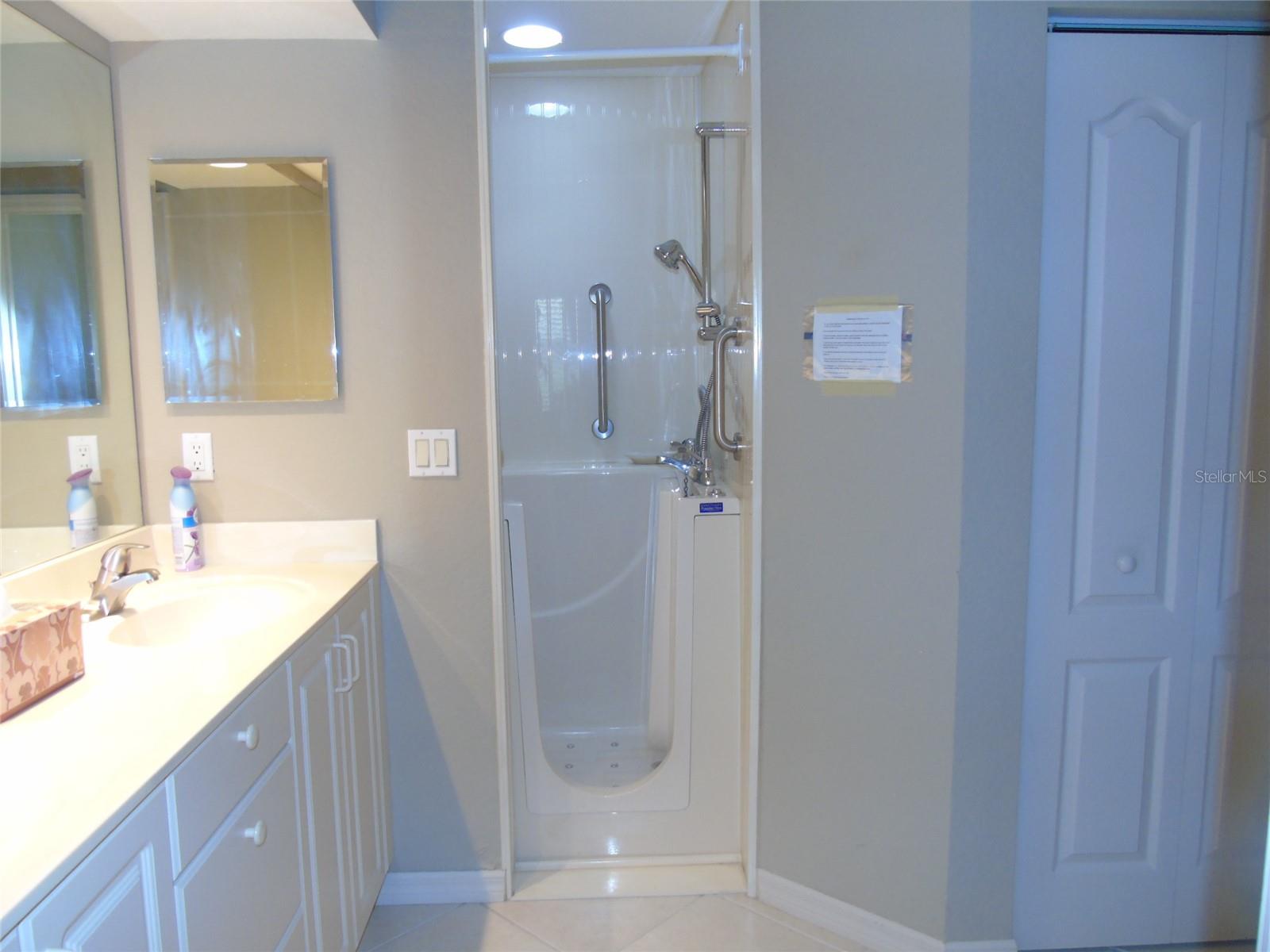 Image 32 of 52 For 3725 Albacete Circle 90