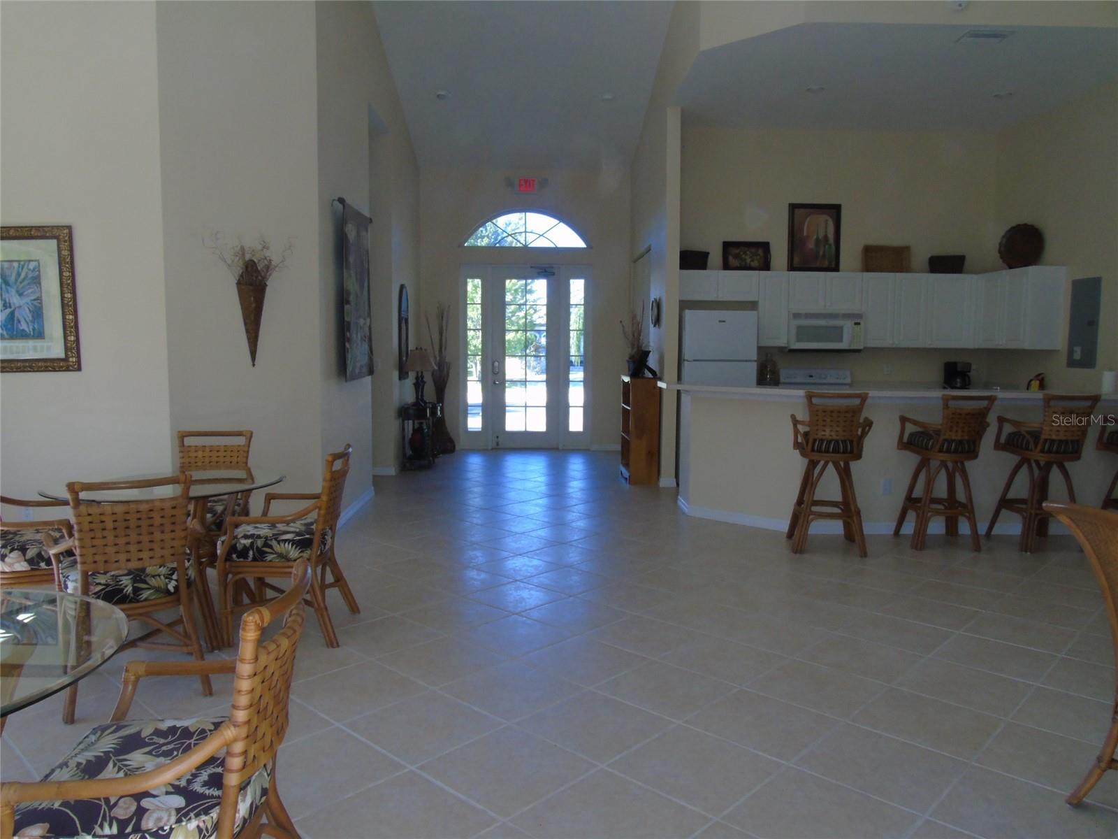 Image 40 of 52 For 3725 Albacete Circle 90