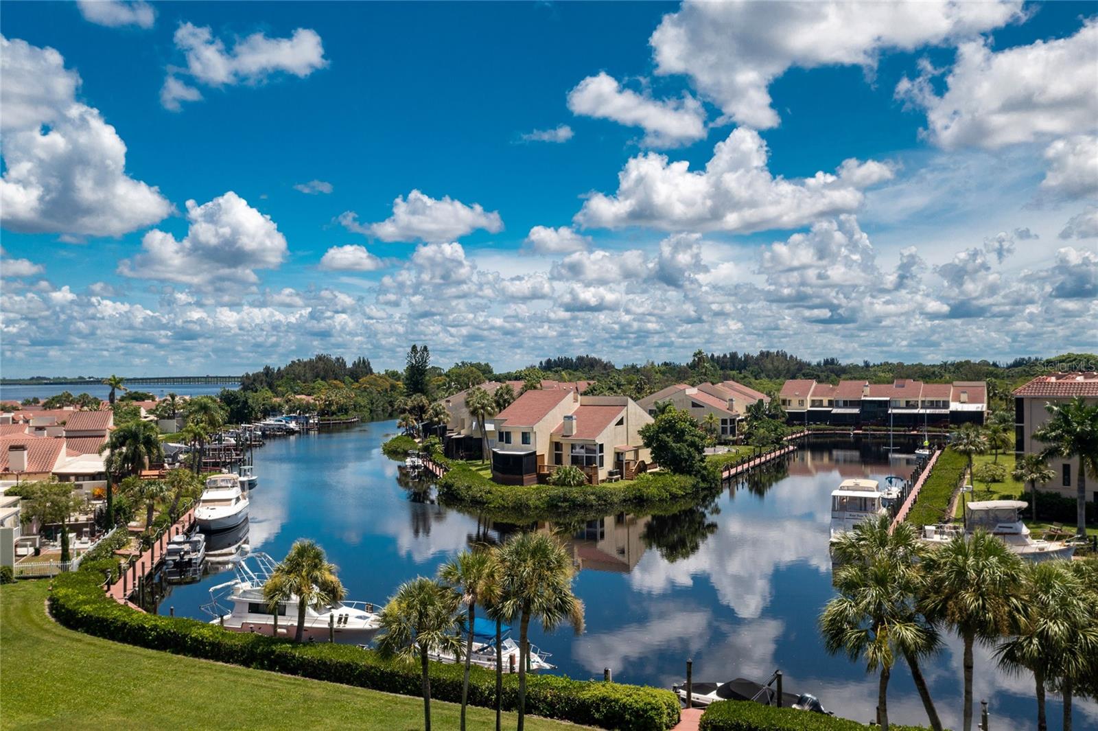 Image 66 of 77 For 25188 Marion Ave  11