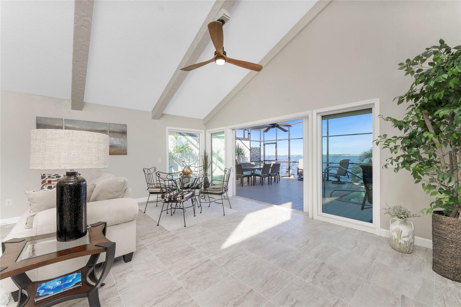 Image 9 of 77 For 25188 Marion Ave  11