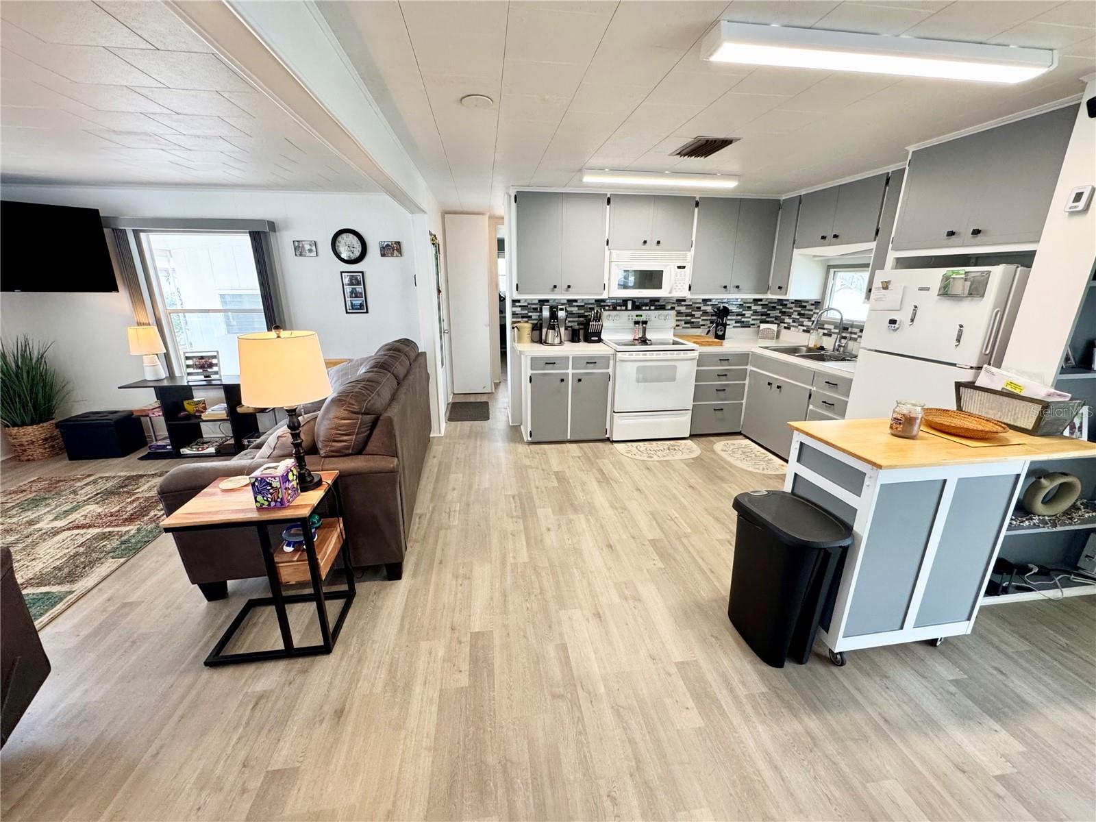 Image 11 of 68 For 5217 Pebble Beach Avenue