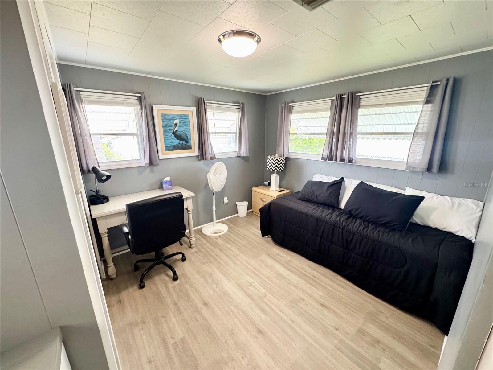 Image 18 of 68 For 5217 Pebble Beach Avenue