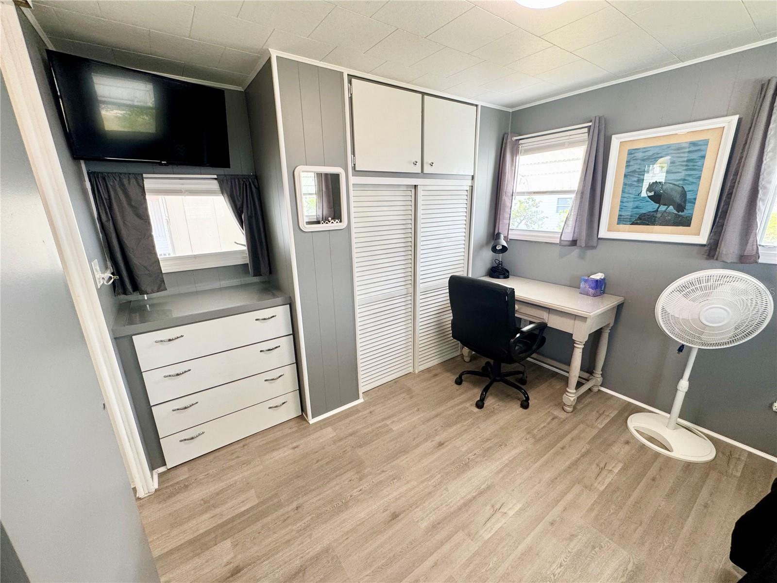 Image 19 of 68 For 5217 Pebble Beach Avenue