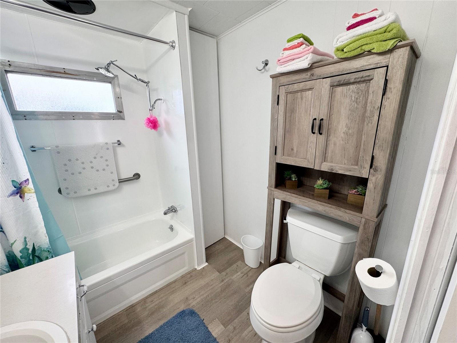 Image 21 of 68 For 5217 Pebble Beach Avenue