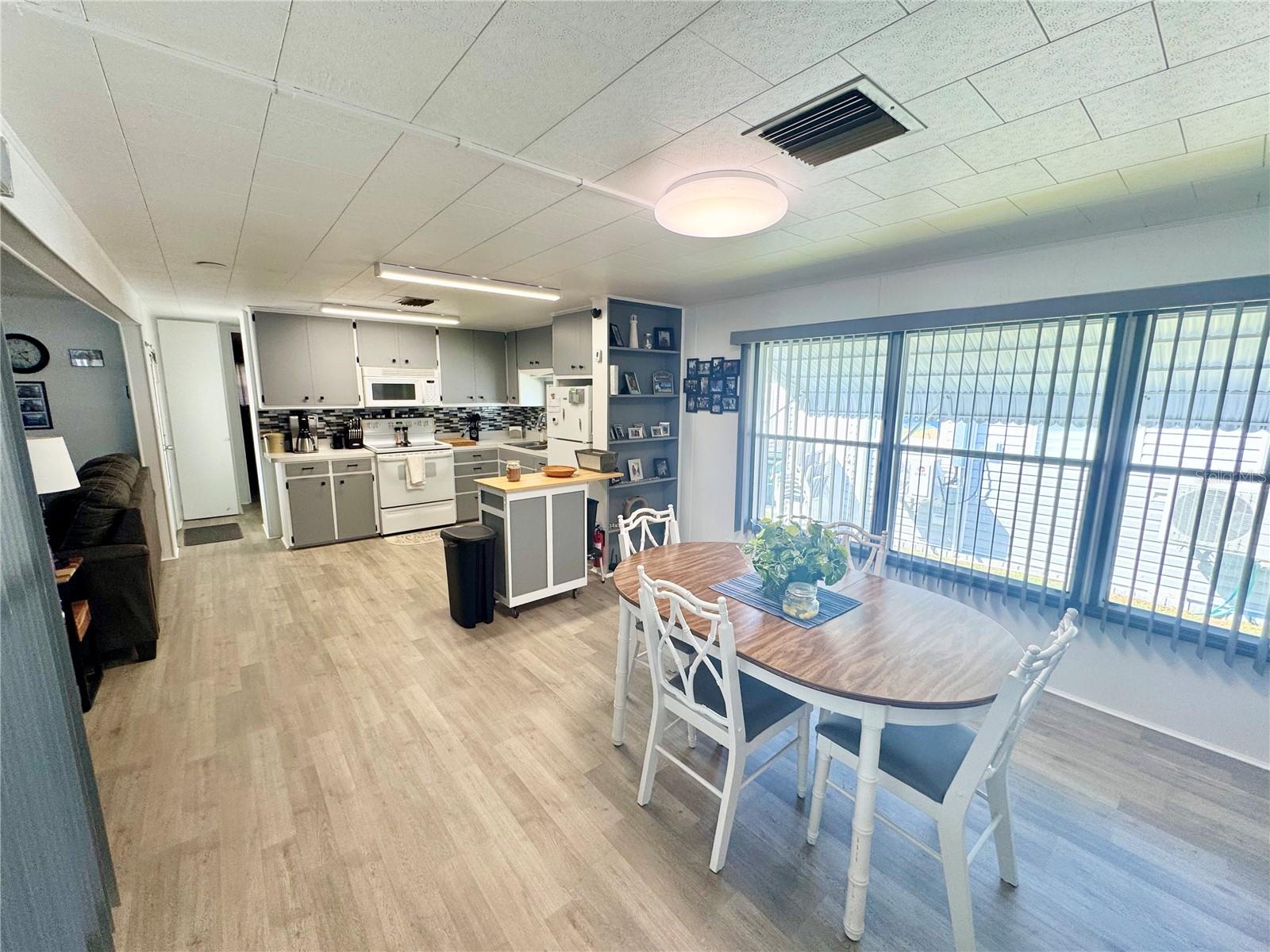 Image 25 of 68 For 5217 Pebble Beach Avenue