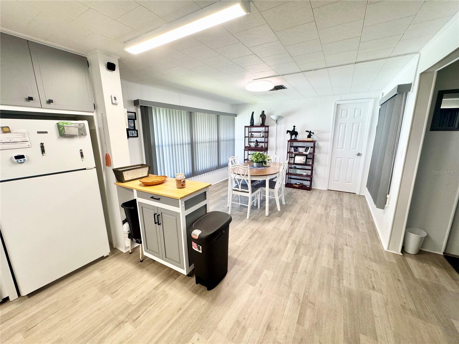 Image 27 of 68 For 5217 Pebble Beach Avenue