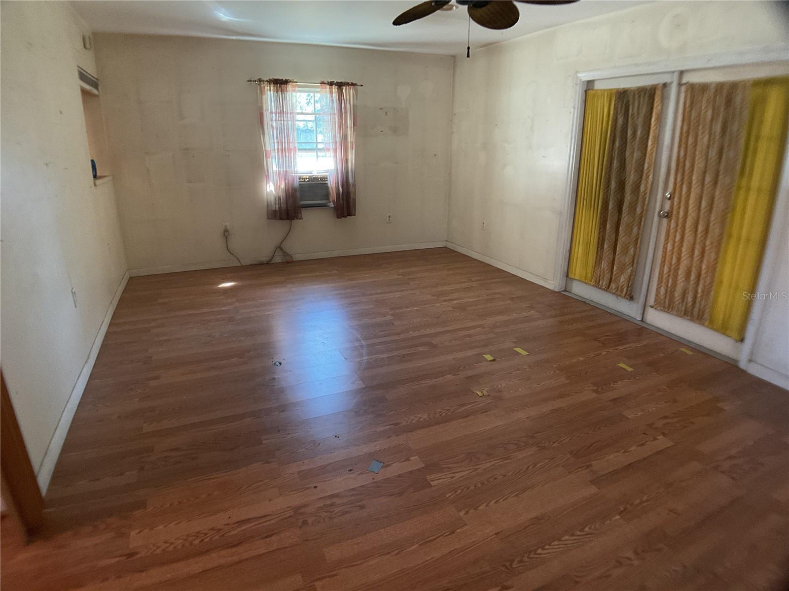 Image 13 of 34 For 1097 Anita Street