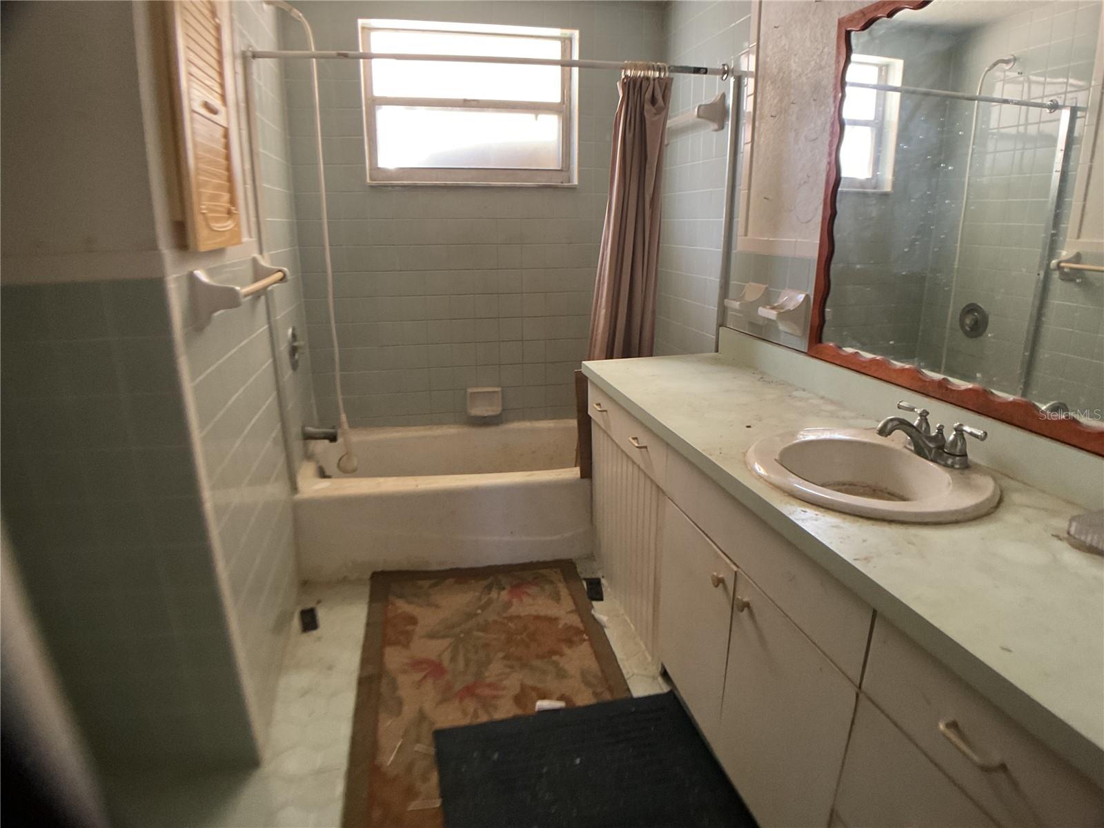 Image 31 of 34 For 1097 Anita Street