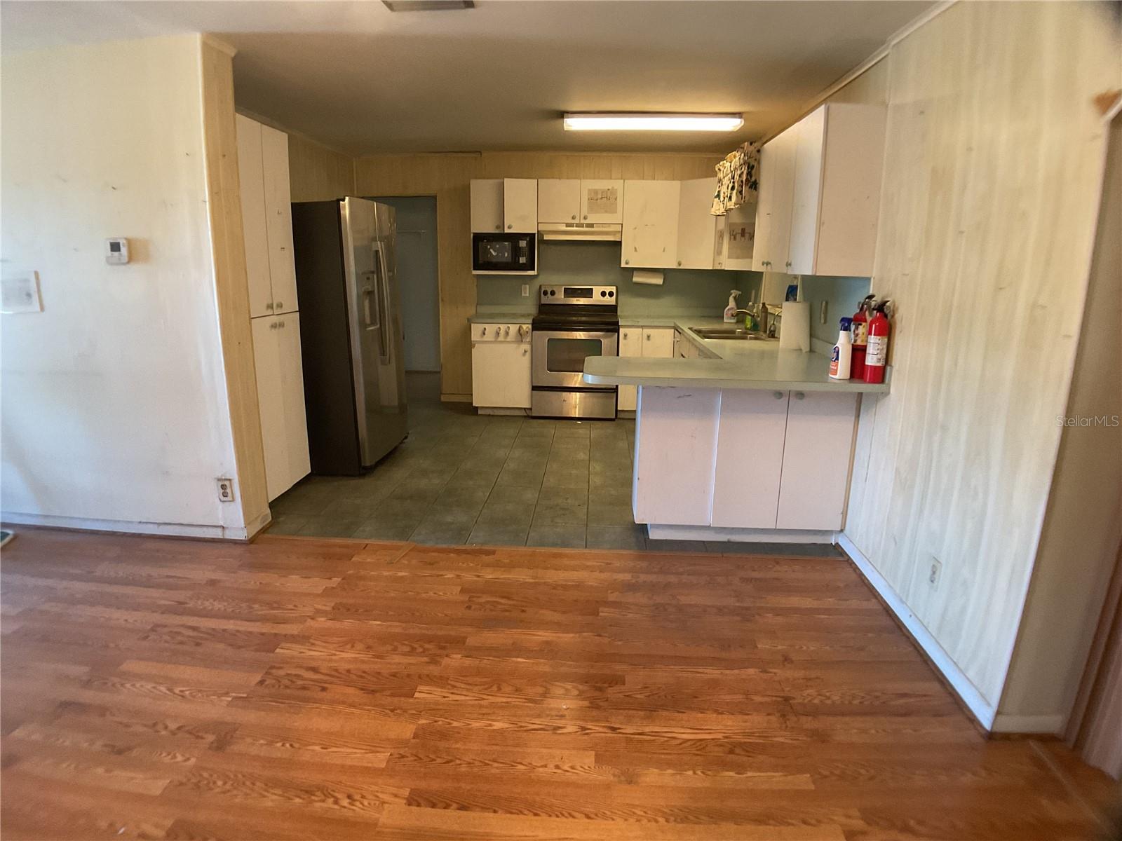 Image 7 of 34 For 1097 Anita Street