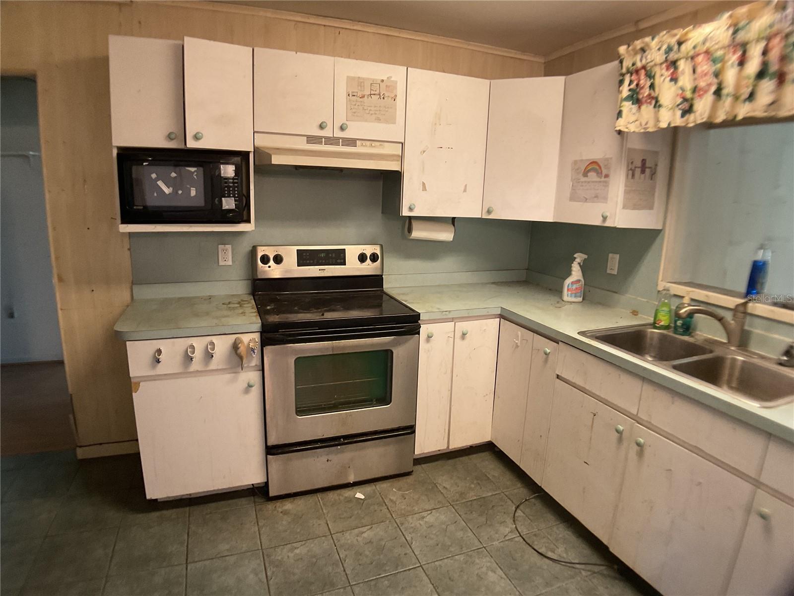 Image 9 of 34 For 1097 Anita Street