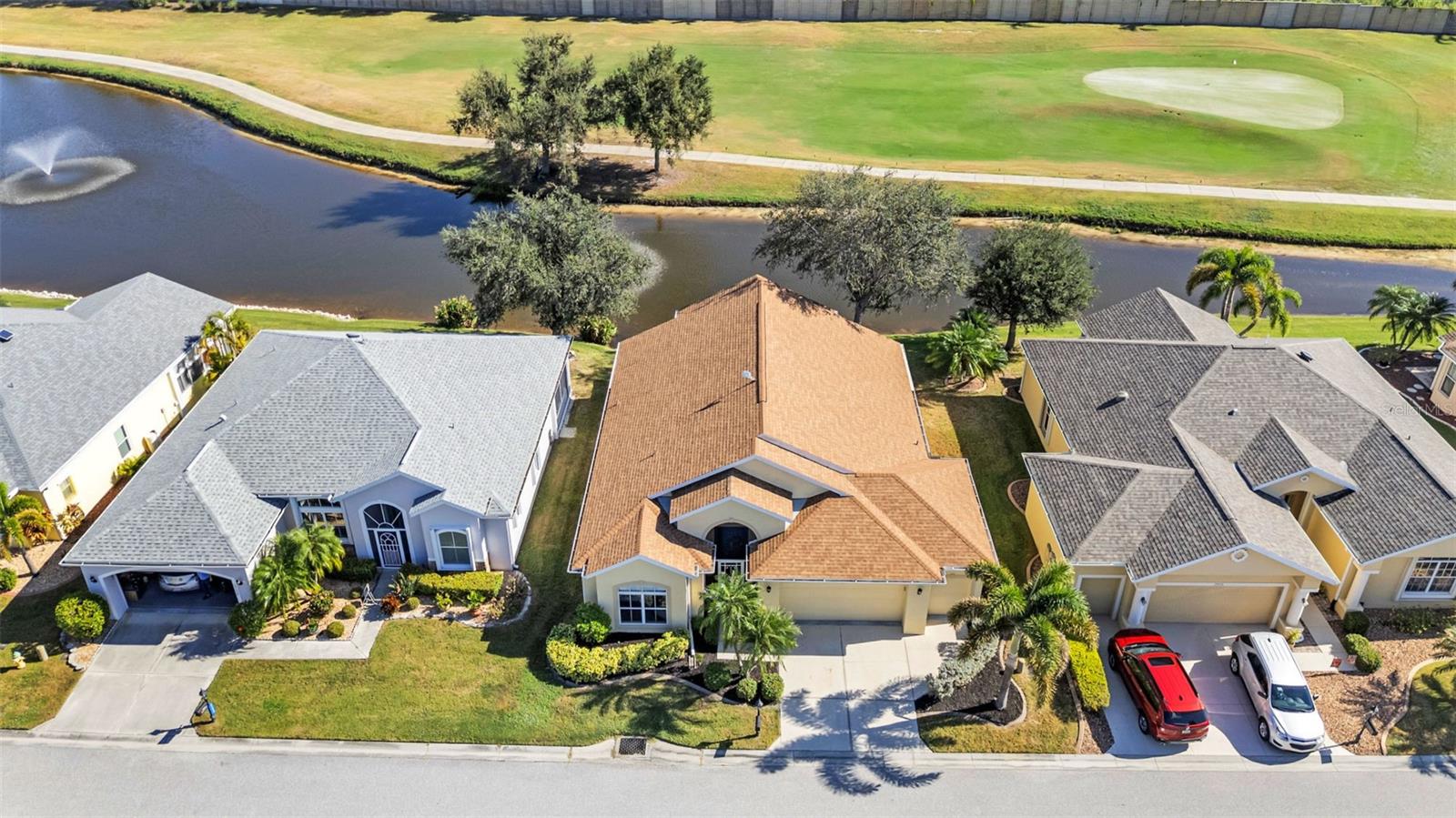 Image 2 of 42 For 24612 Buckingham Way