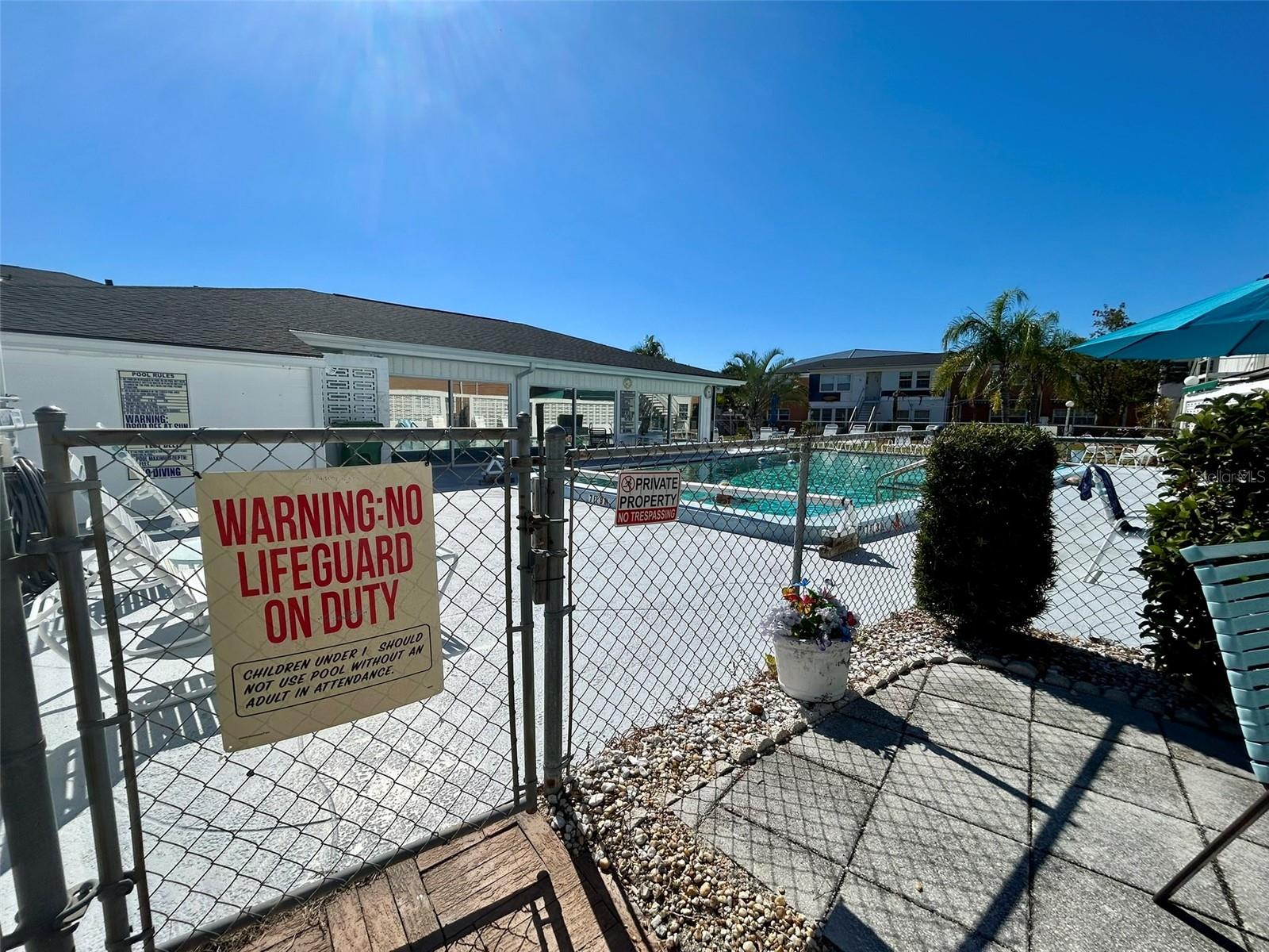 Image 17 of 19 For 4158 Tamiami Trail G2