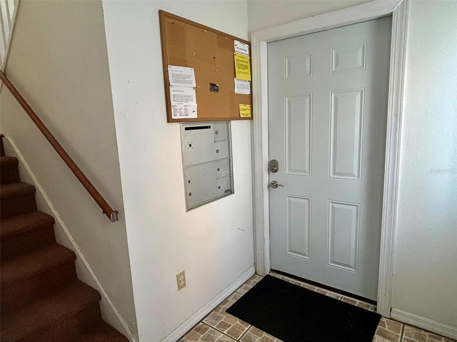 Image 2 of 19 For 4158 Tamiami Trail G2