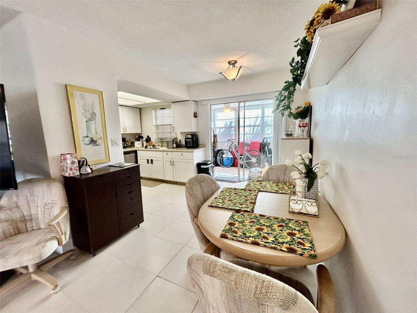 Image 5 of 19 For 4158 Tamiami Trail G2