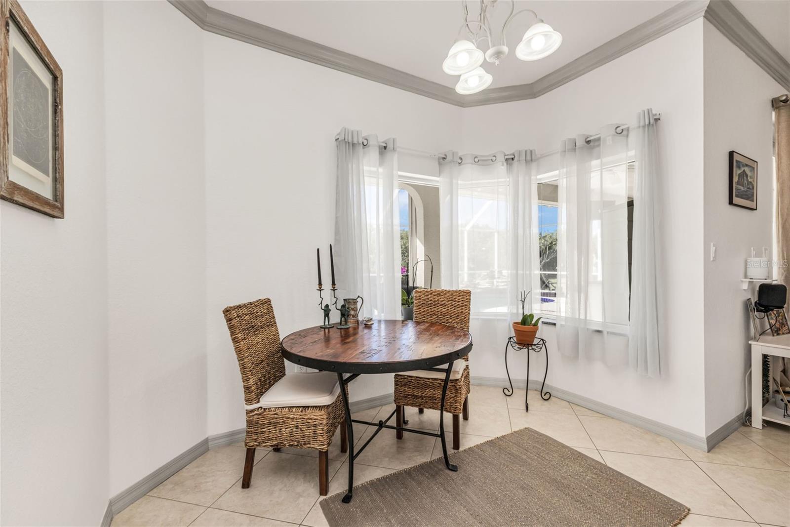 Image 22 of 62 For 13361 Pembroke Circle N