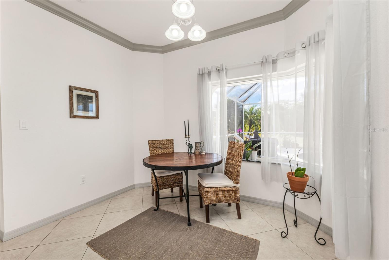 Image 23 of 62 For 13361 Pembroke Circle N