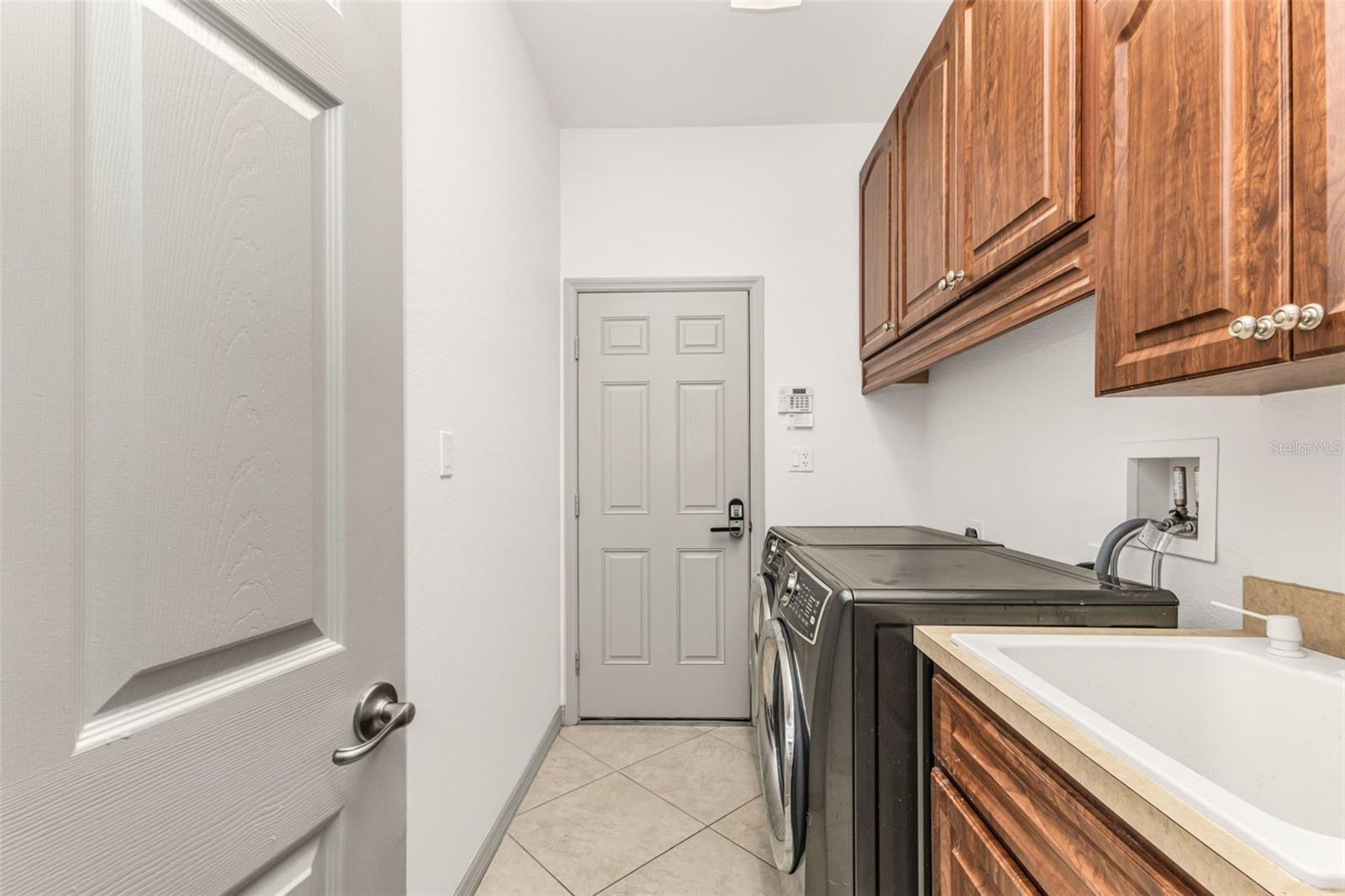 Image 24 of 62 For 13361 Pembroke Circle N