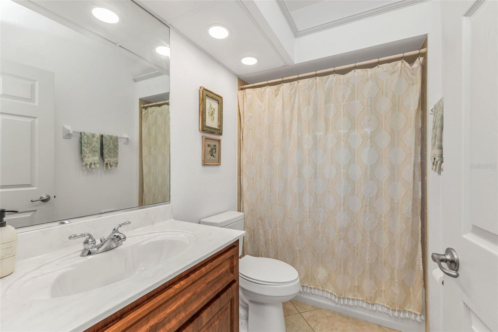 Image 39 of 62 For 13361 Pembroke Circle N