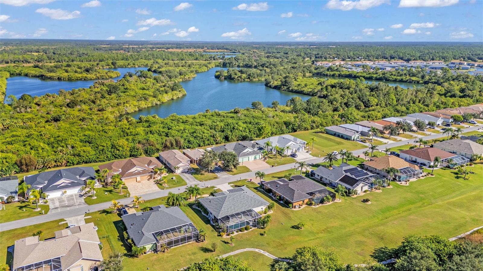 Image 60 of 62 For 13361 Pembroke Circle N