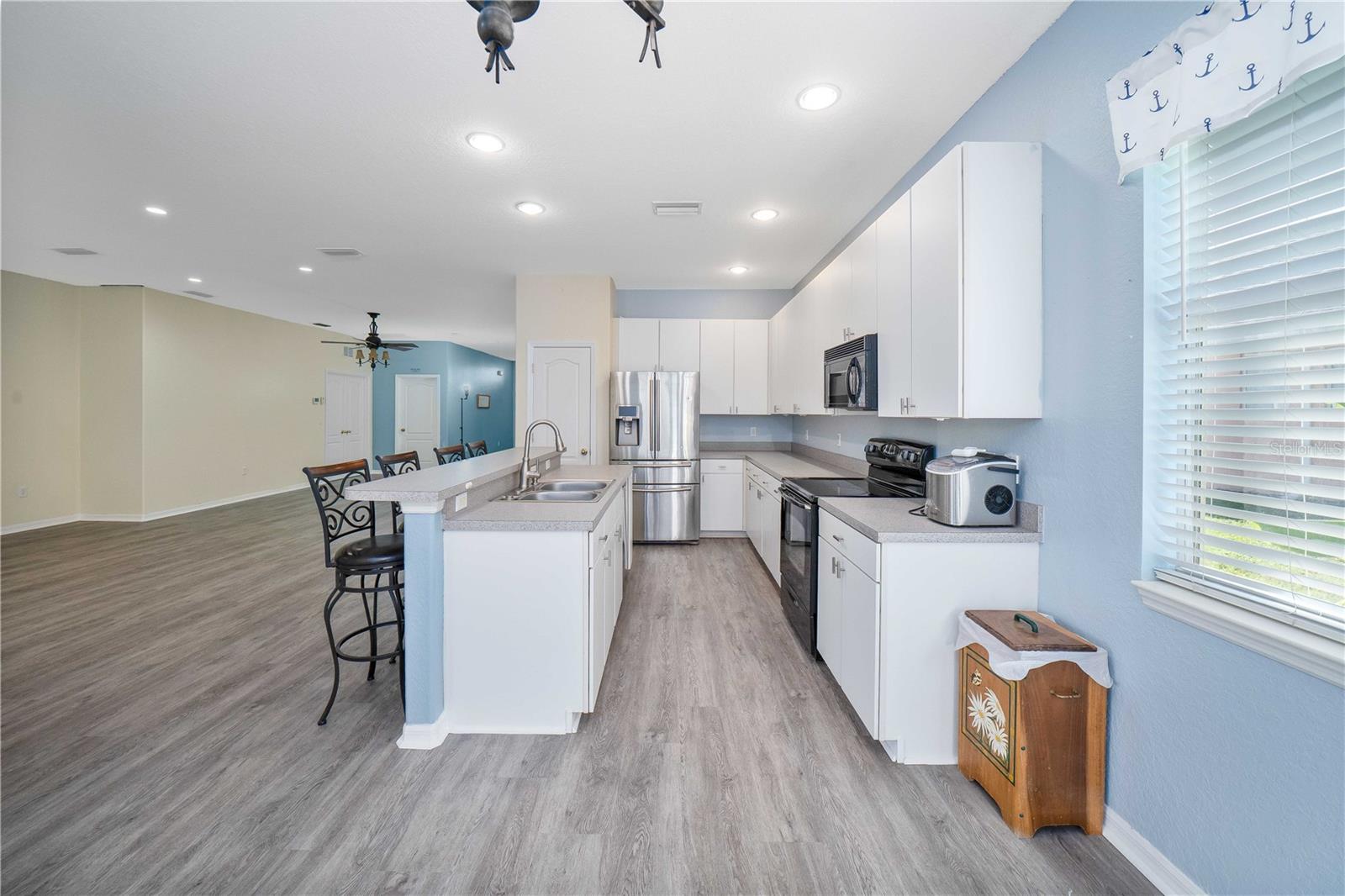 Image 6 of 29 For 2391 Savannah Drive