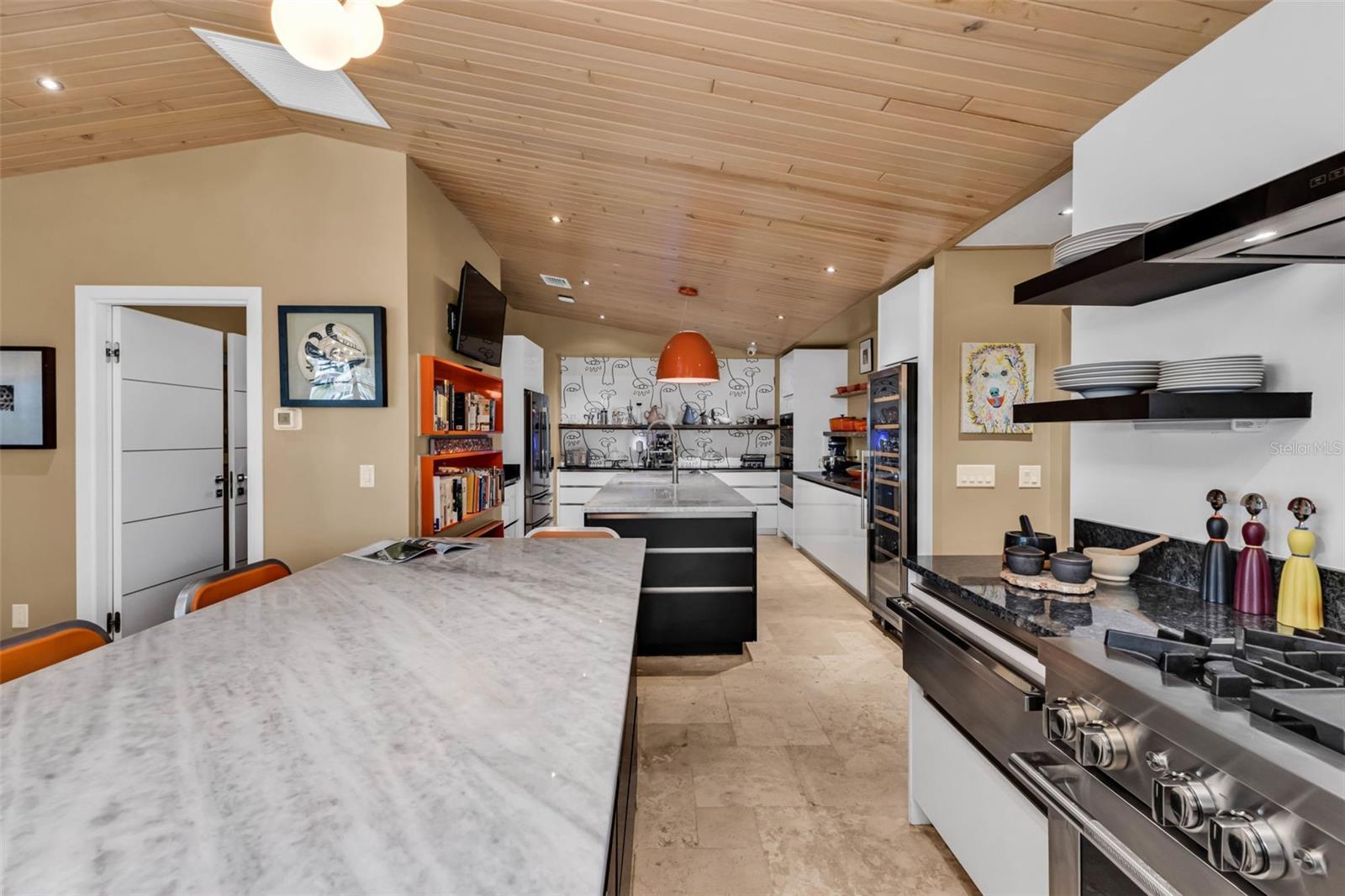 Image 11 of 75 For 810 Napoli Lane