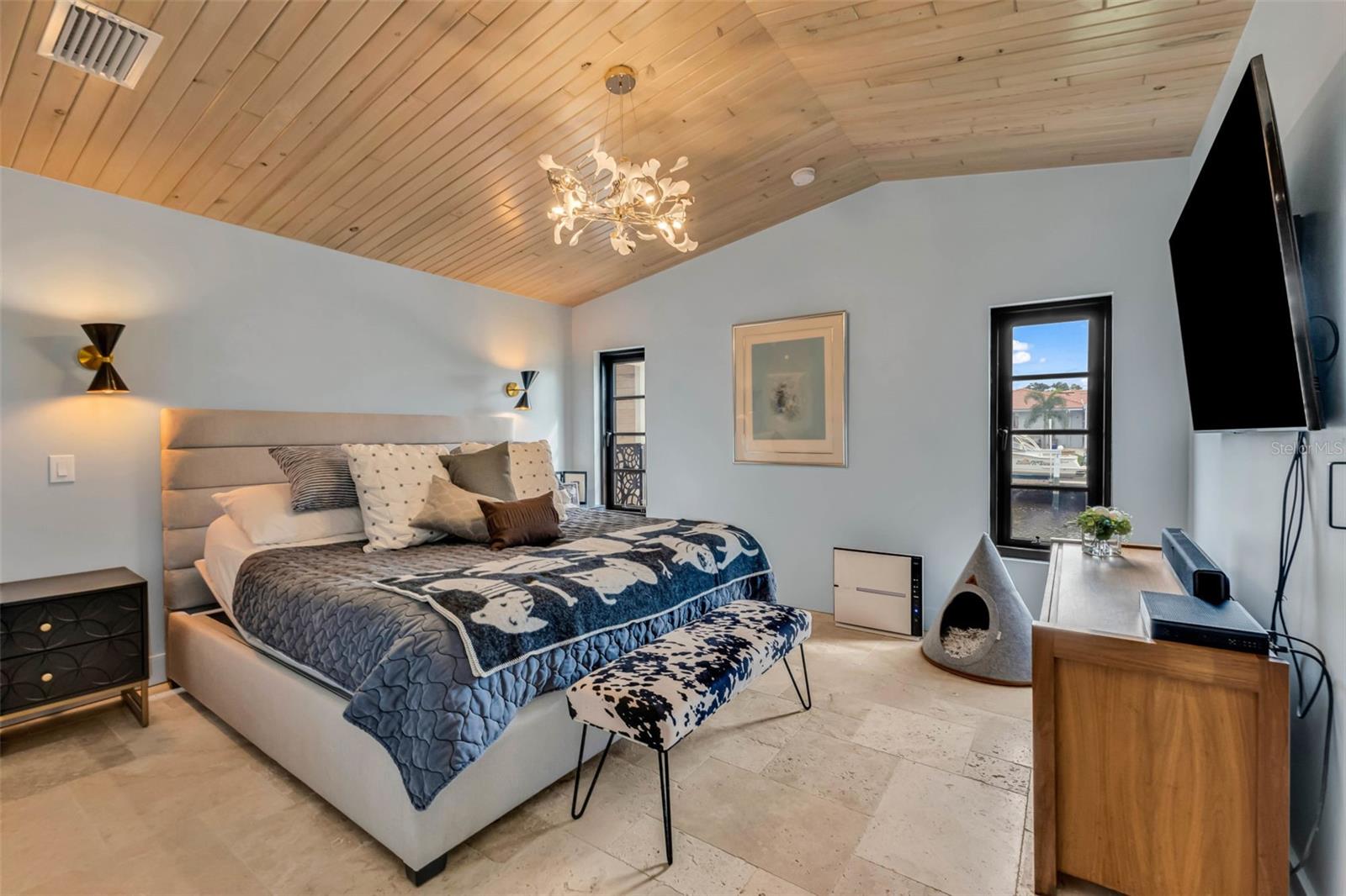 Image 20 of 75 For 810 Napoli Lane