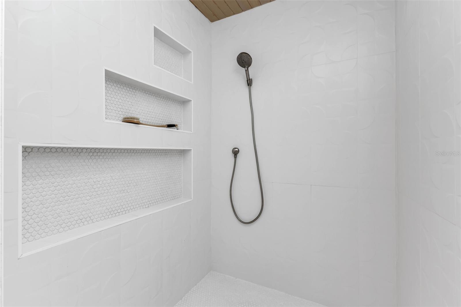 Image 26 of 75 For 810 Napoli Lane