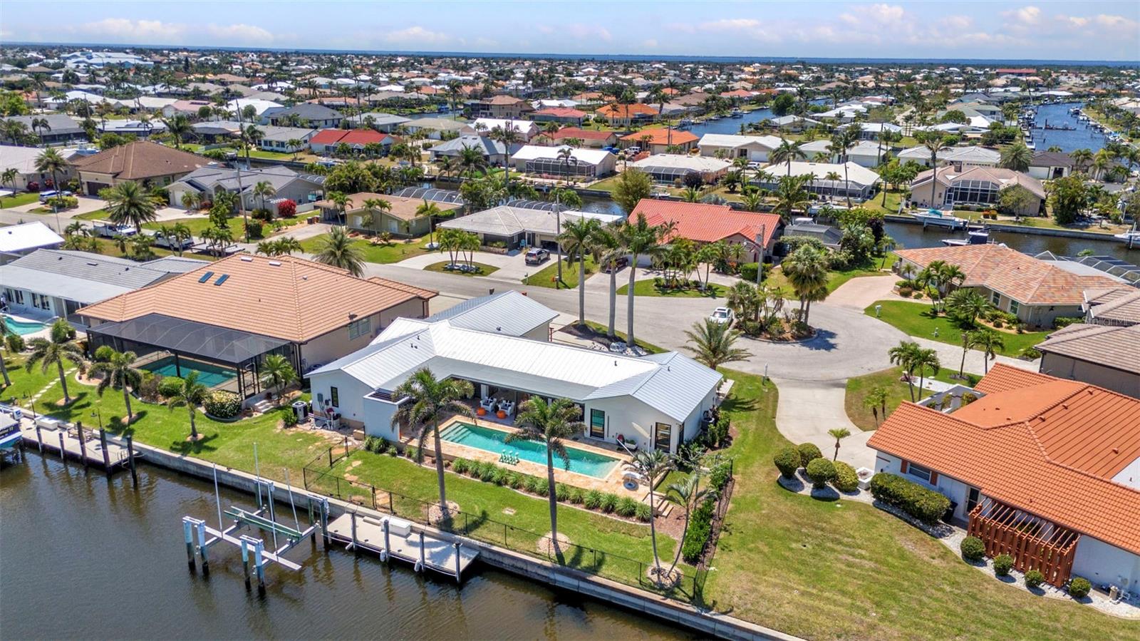 Image 57 of 75 For 810 Napoli Lane