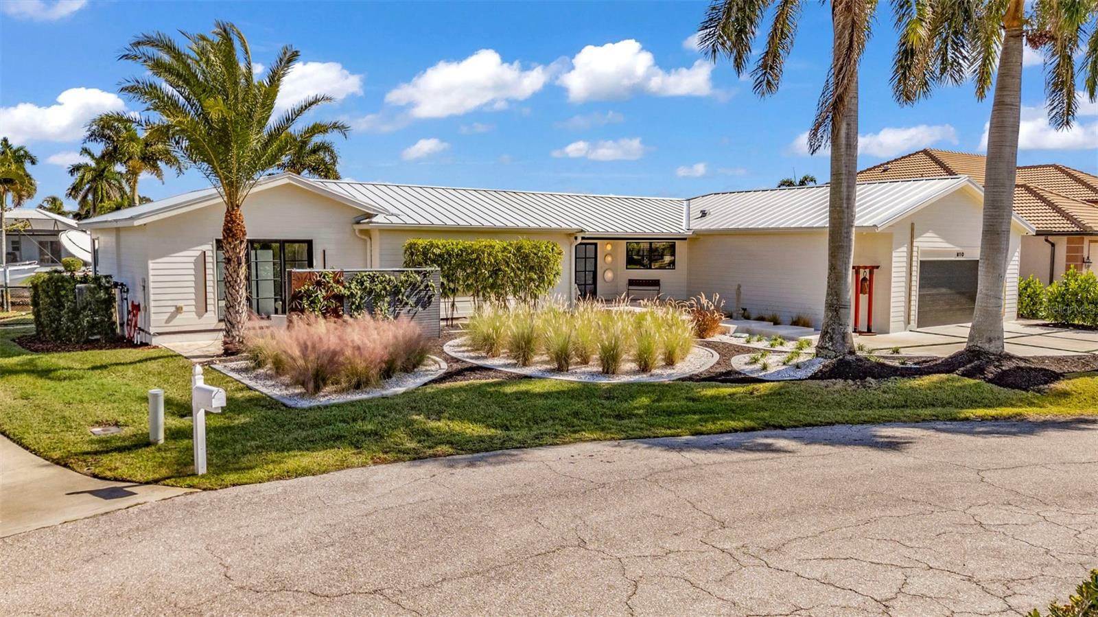 Image 69 of 75 For 810 Napoli Lane