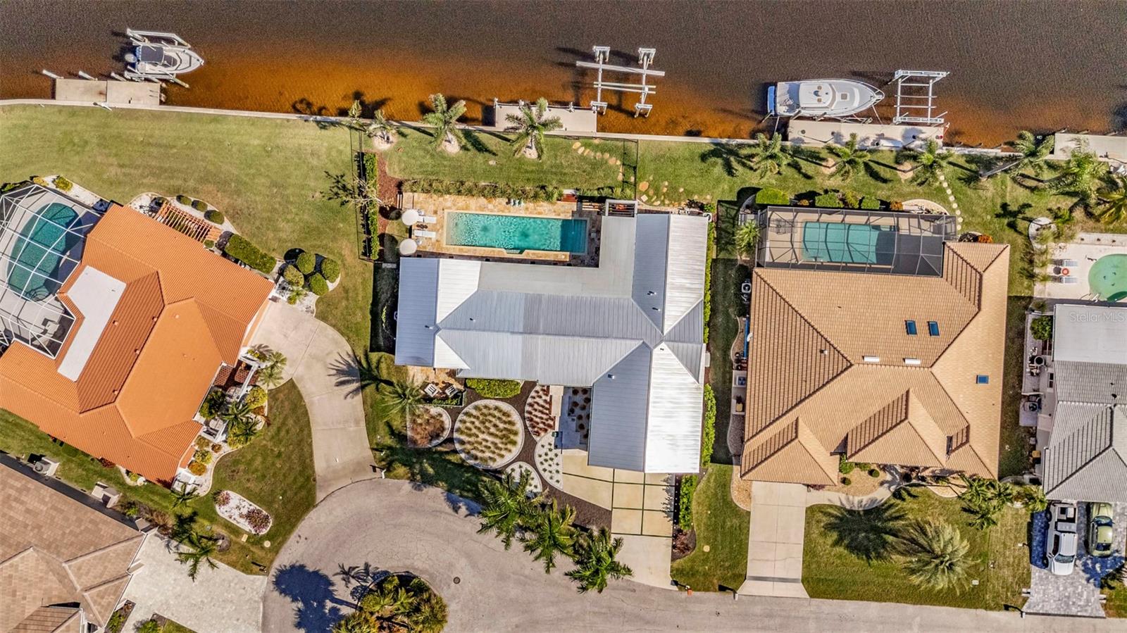 Image 72 of 75 For 810 Napoli Lane