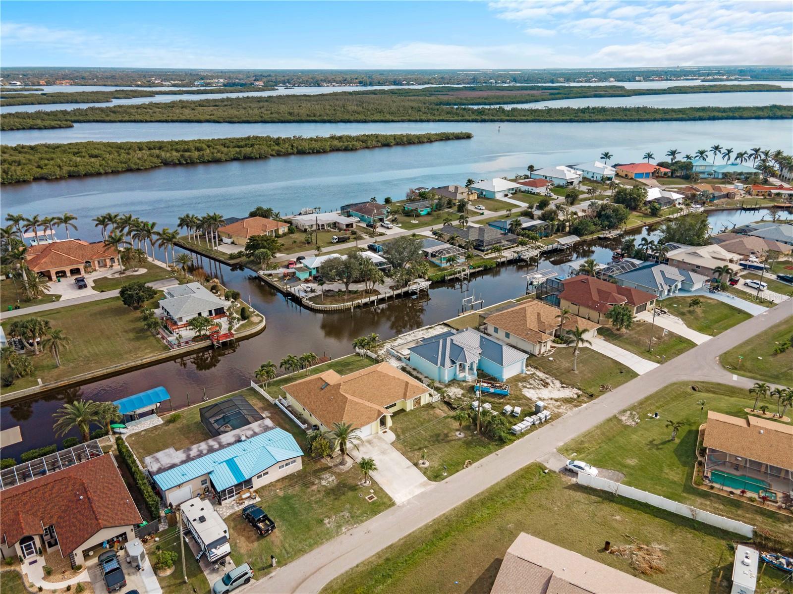 Image 7 of 55 For 3370 Dover Drive