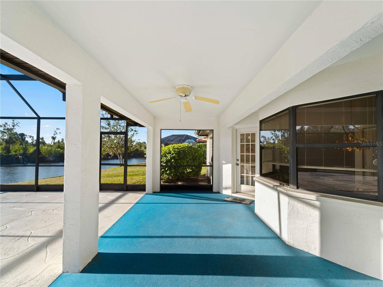 Image 36 of 59 For 1946 Cove Pointe Drive