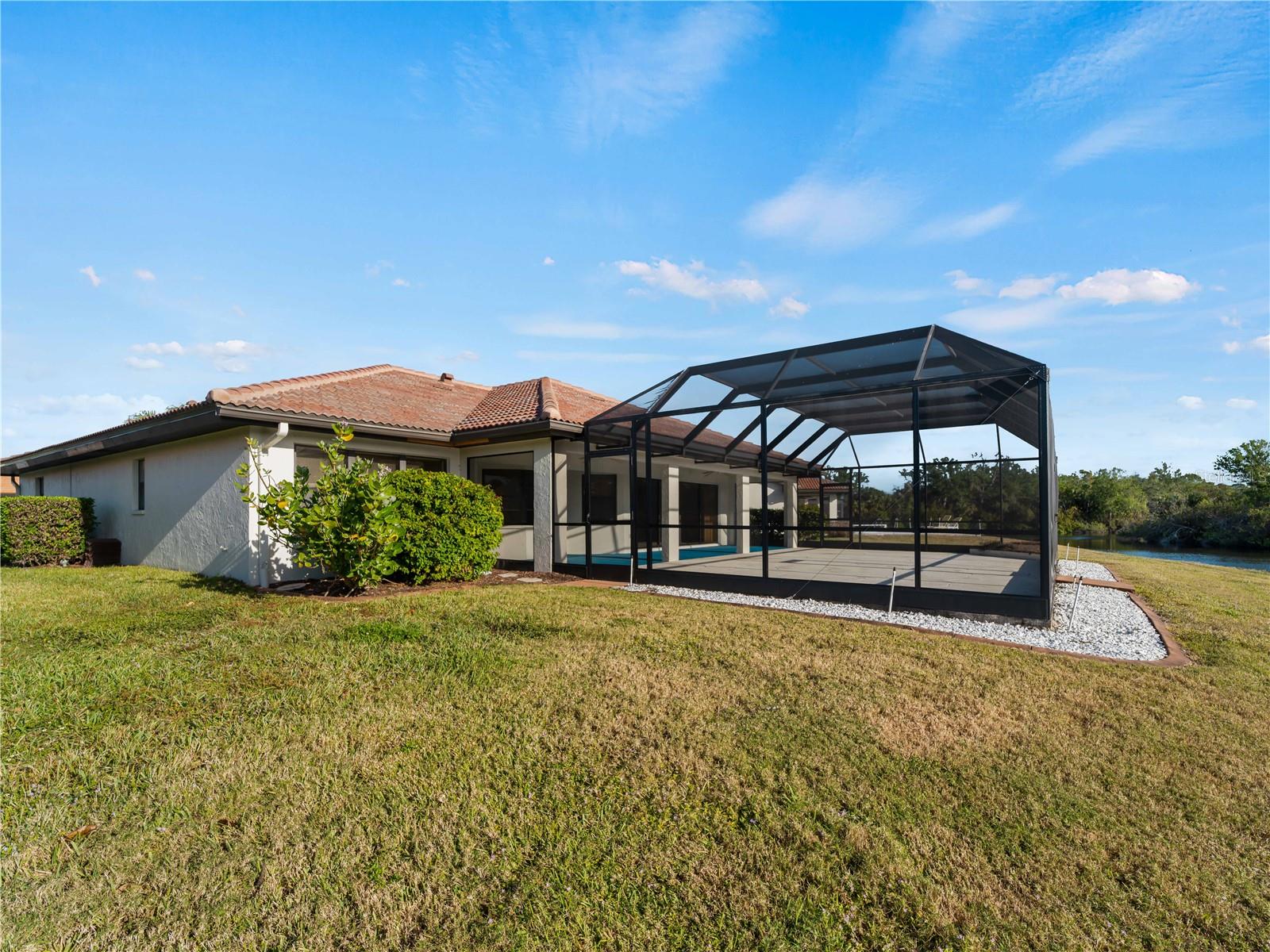 Image 43 of 59 For 1946 Cove Pointe Drive