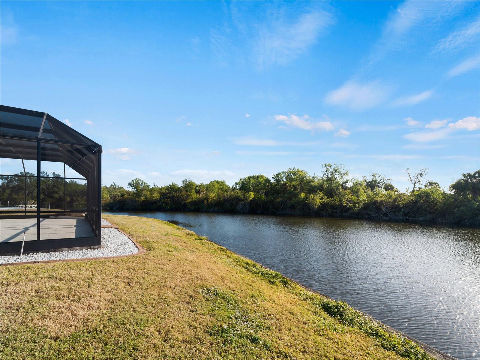 Image 44 of 59 For 1946 Cove Pointe Drive