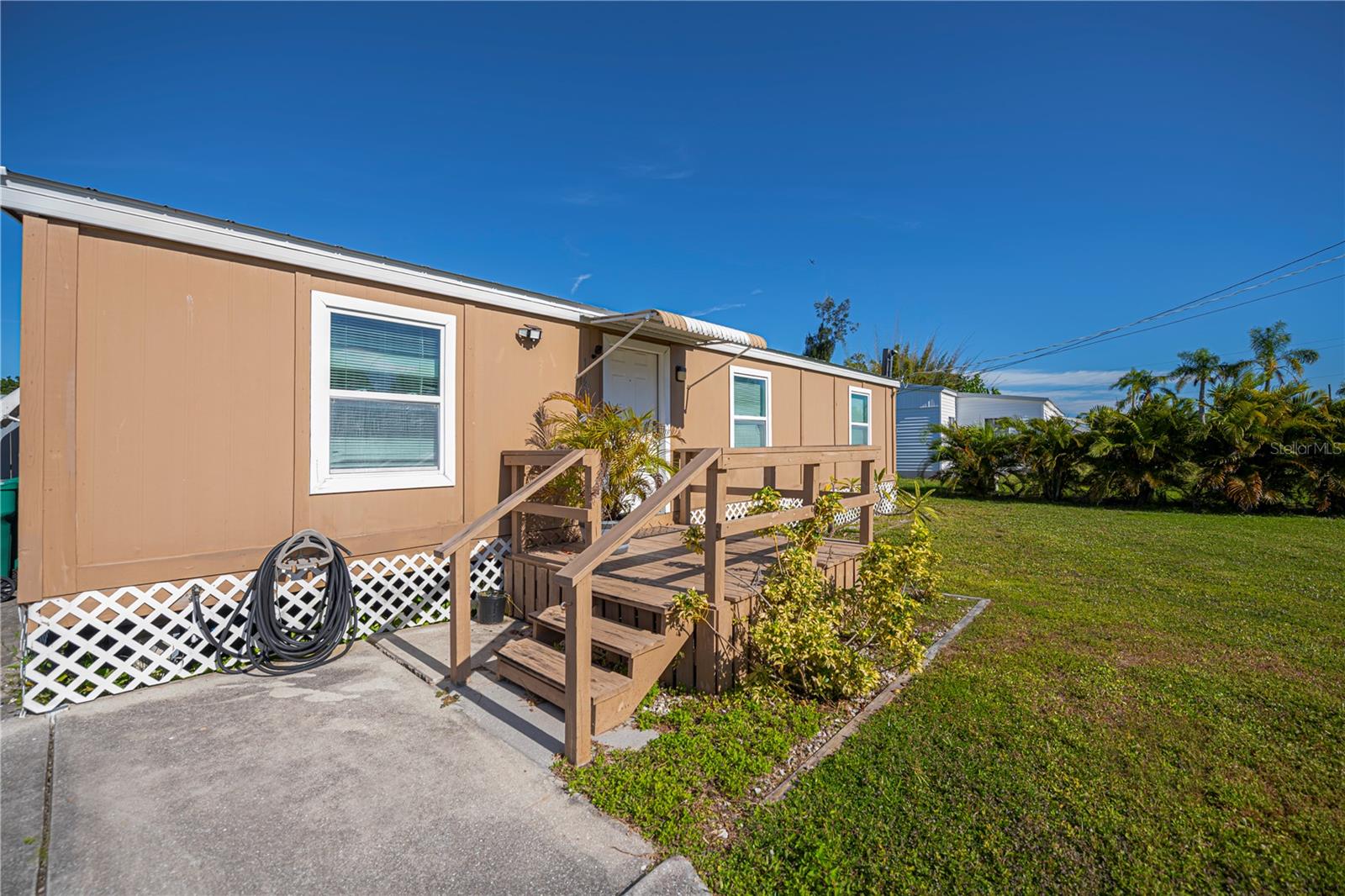 Image 12 of 69 For 15312 Mango Drive