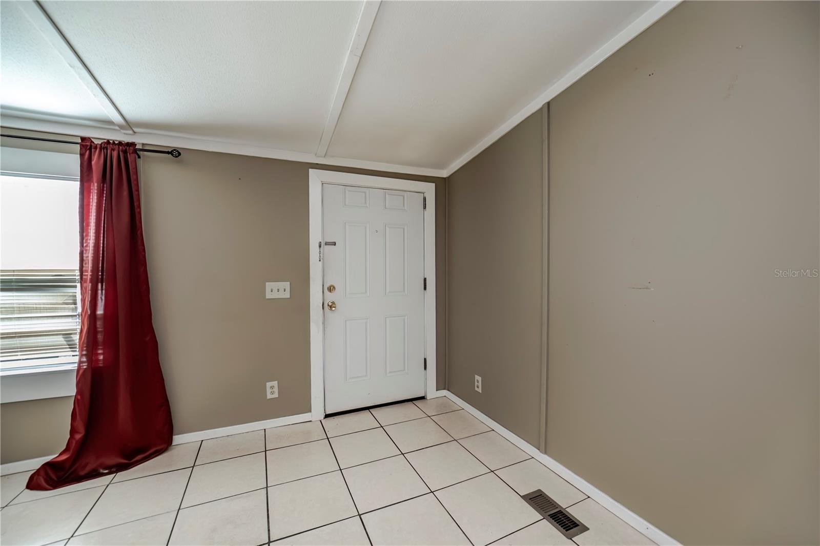 Image 16 of 69 For 15312 Mango Drive